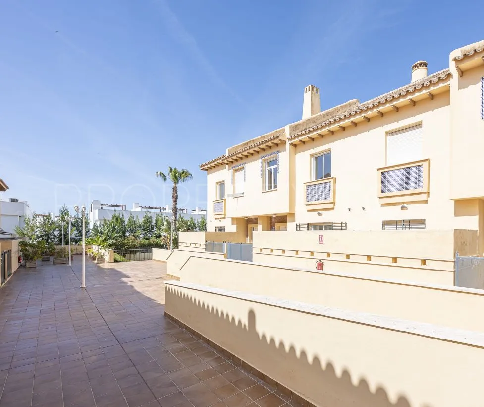 Calahonda 4 bedrooms town house for sale