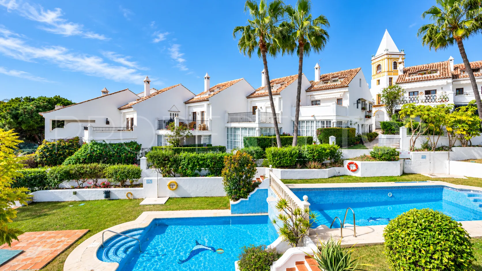 For sale Montepiedra town house