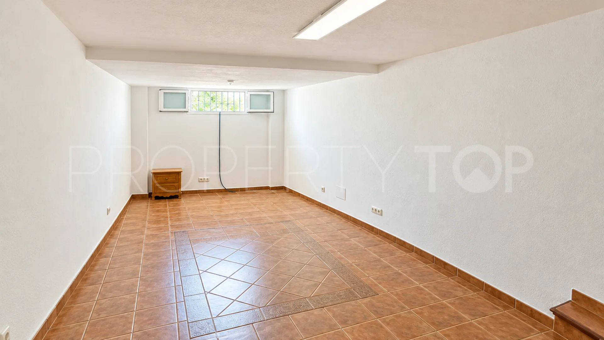 For sale Montepiedra town house