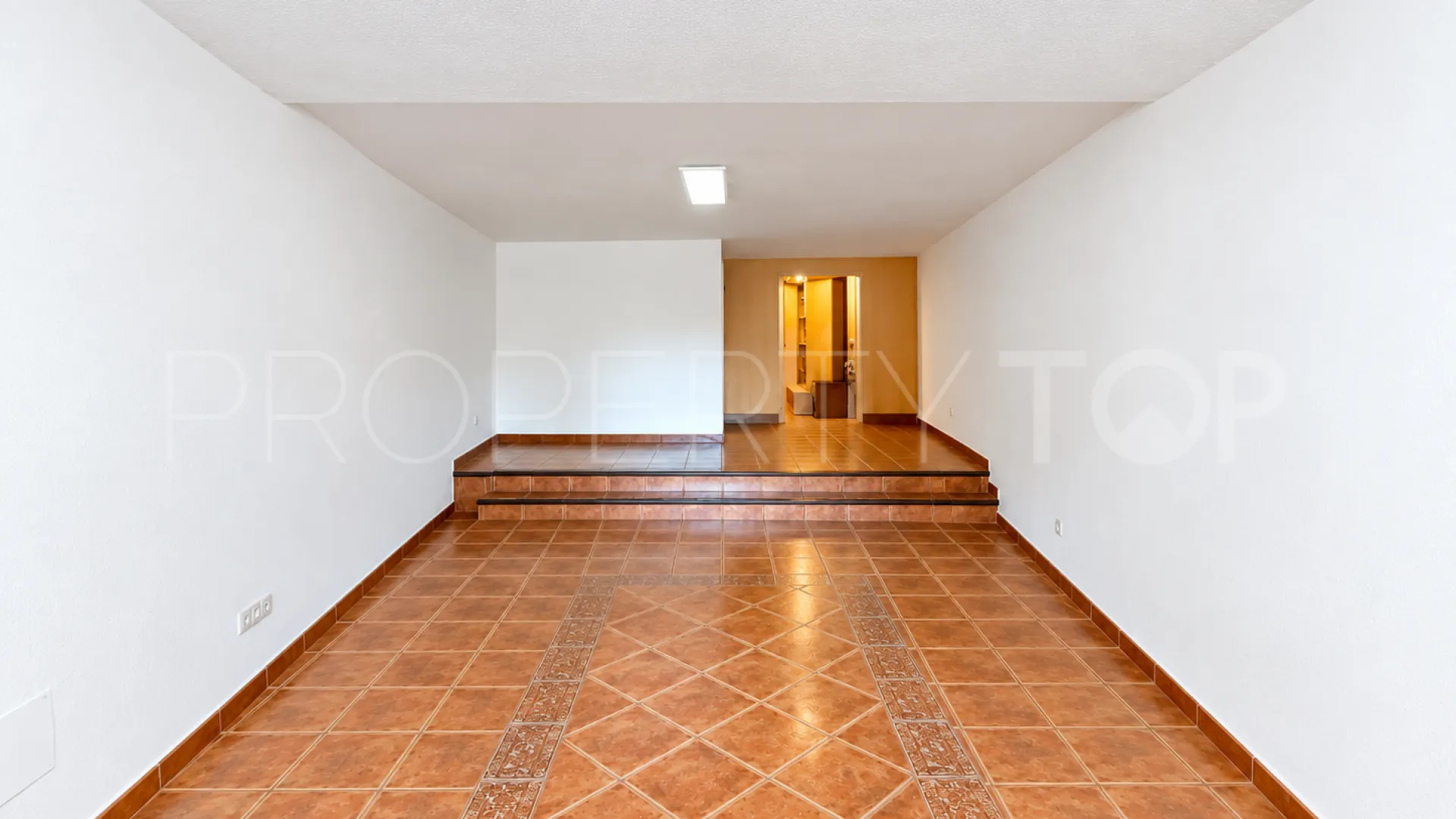 For sale Montepiedra town house