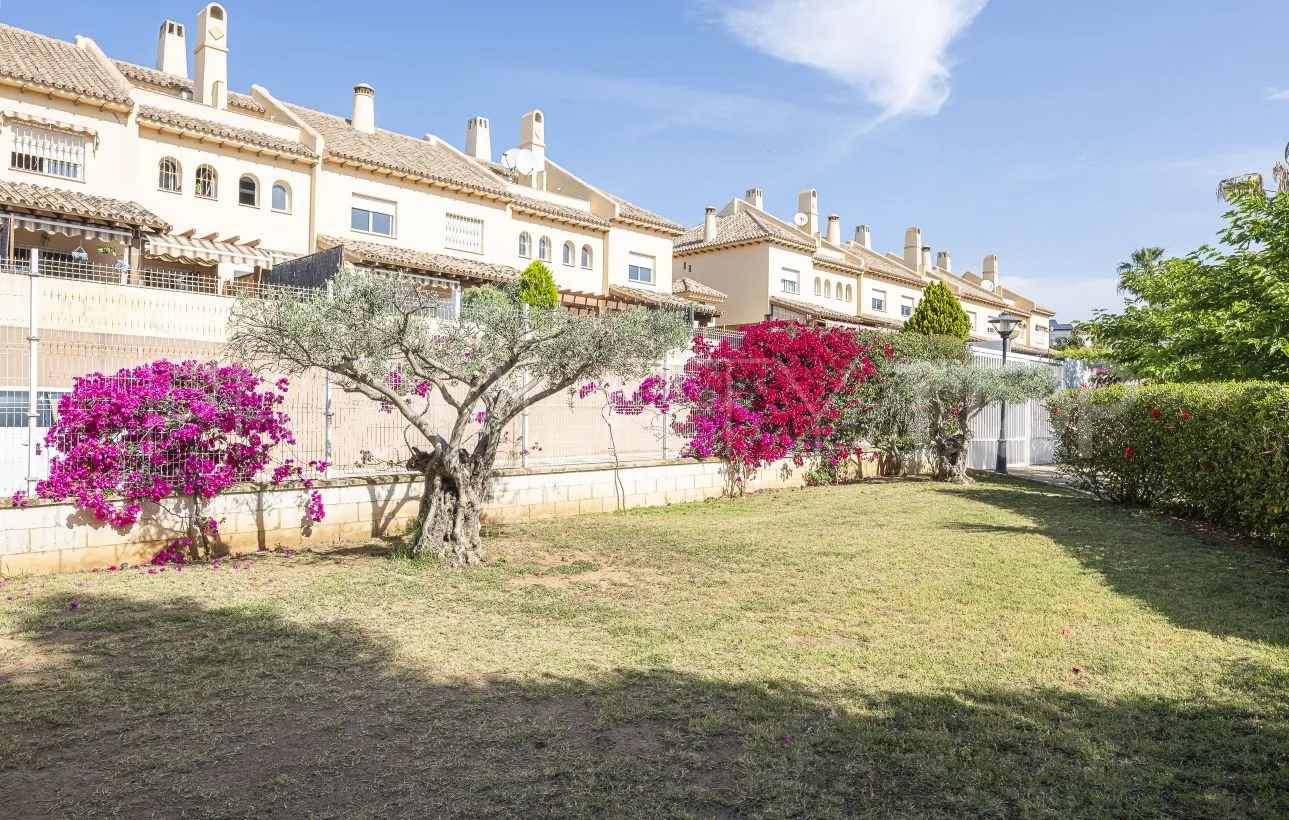 Calahonda 4 bedrooms town house for sale
