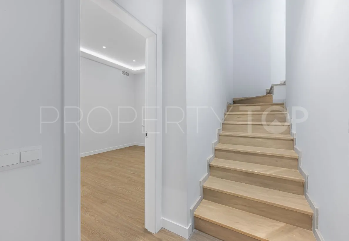 Calahonda 4 bedrooms town house for sale