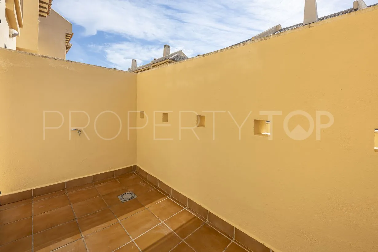 Calahonda 4 bedrooms town house for sale