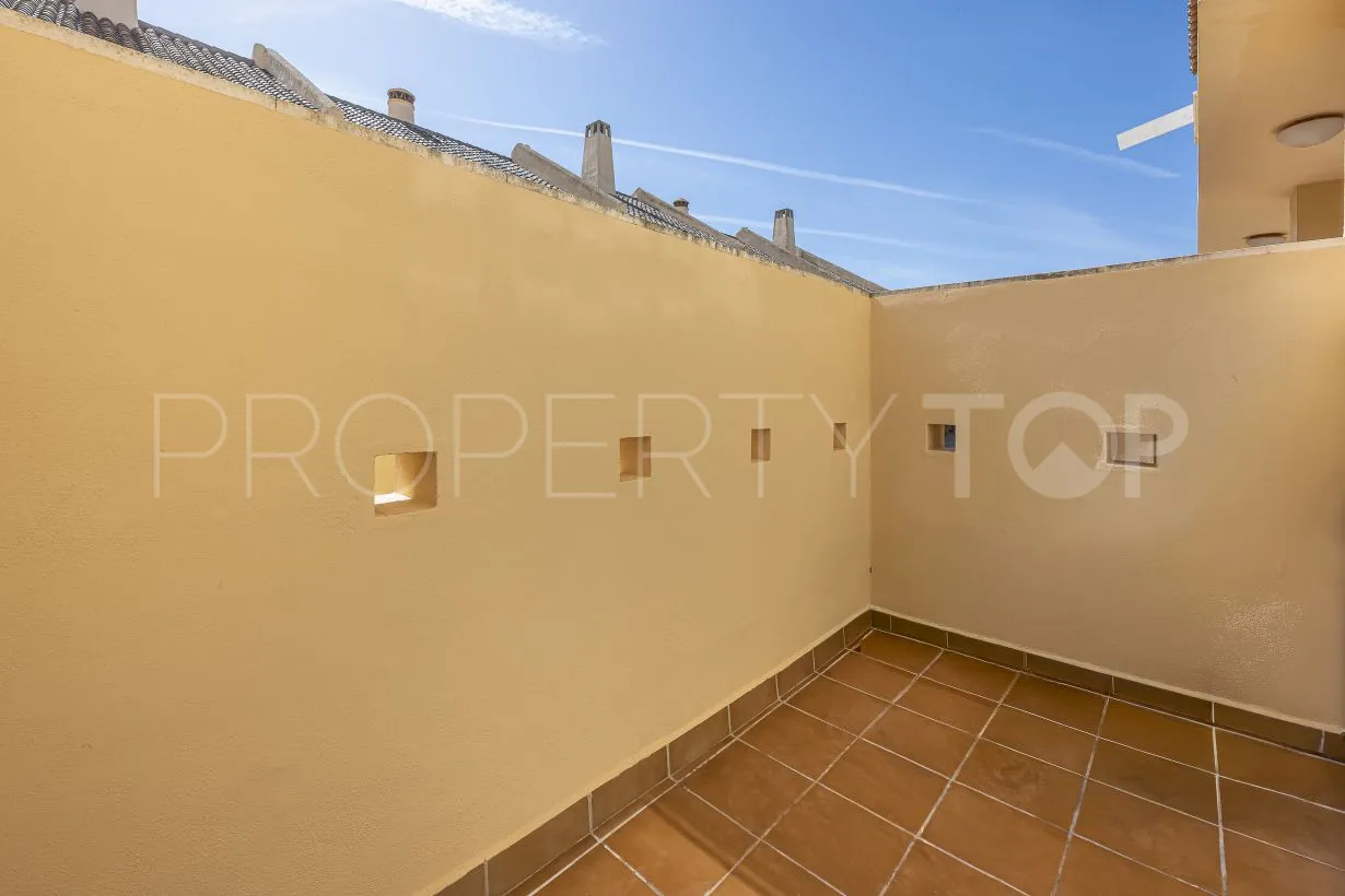 Calahonda 4 bedrooms town house for sale