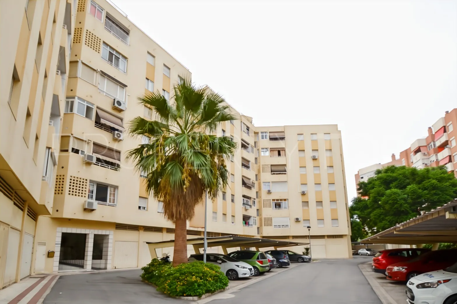 Torremolinos Centro 4 bedrooms flat for sale