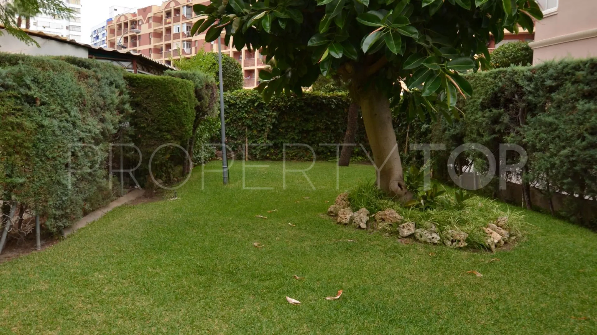 Torremolinos Centro 4 bedrooms flat for sale