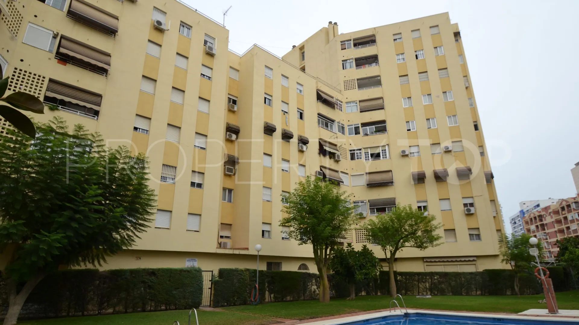 Torremolinos Centro 4 bedrooms flat for sale