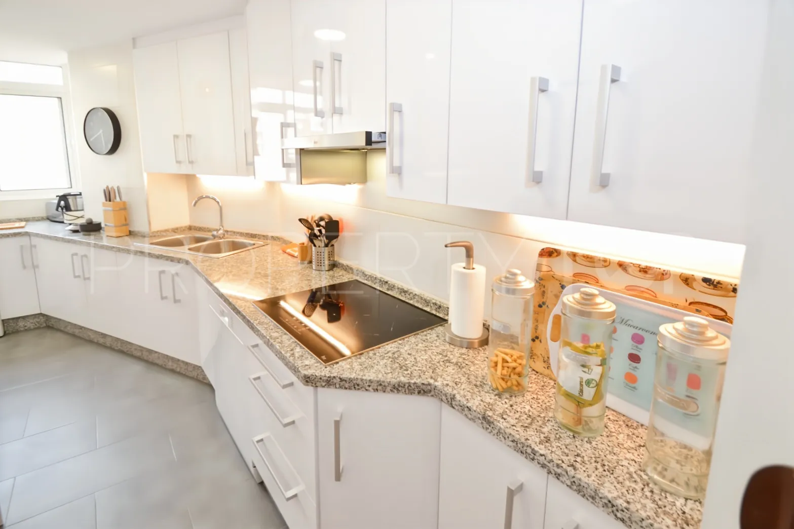 Torremolinos Centro 4 bedrooms flat for sale