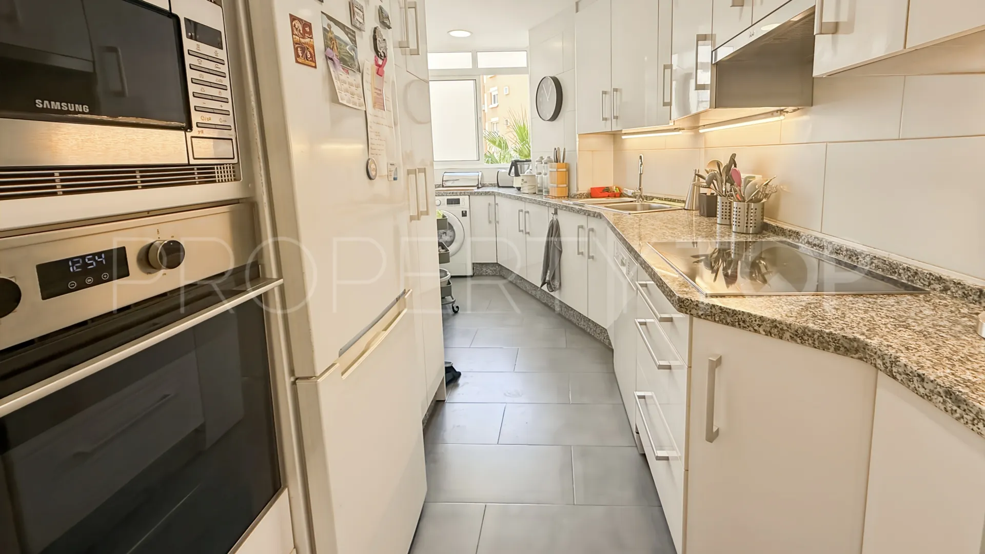 Torremolinos Centro 4 bedrooms flat for sale