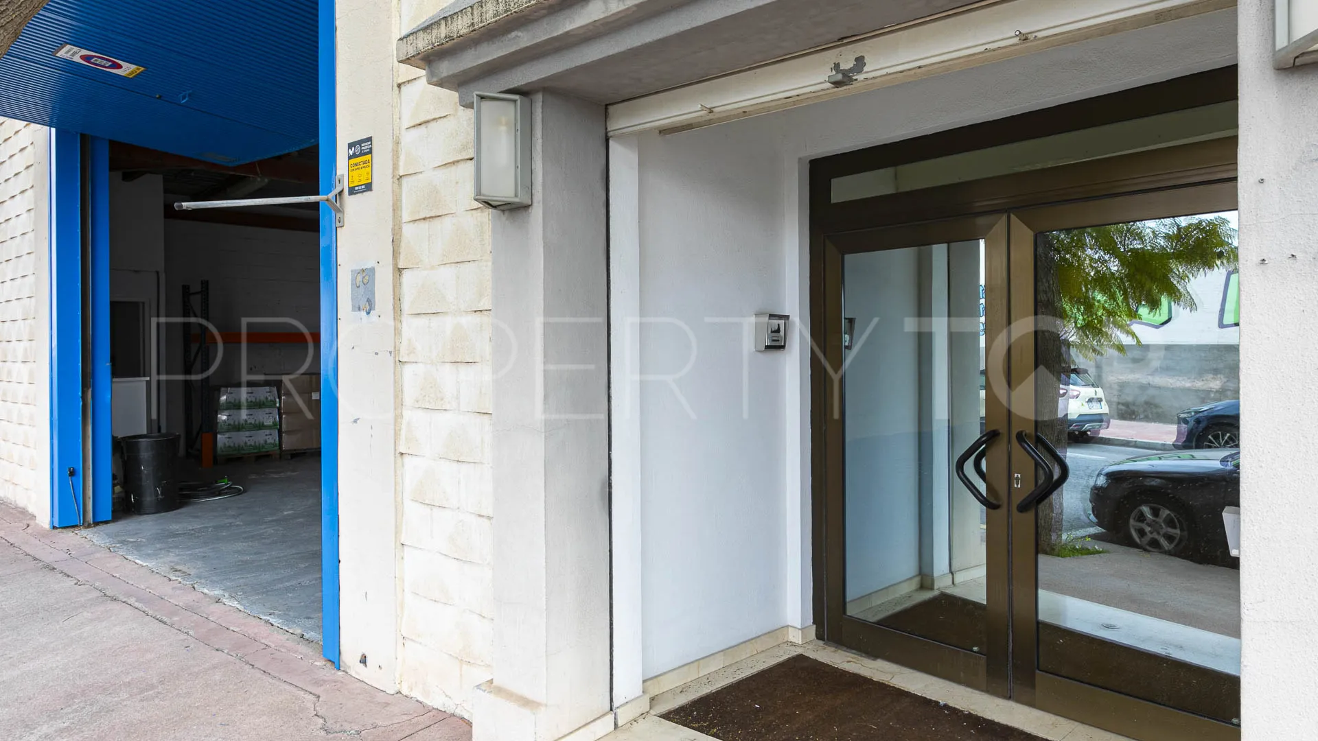 Nave en venta en Plaza de toros-La Ermita con 8 dormitorios