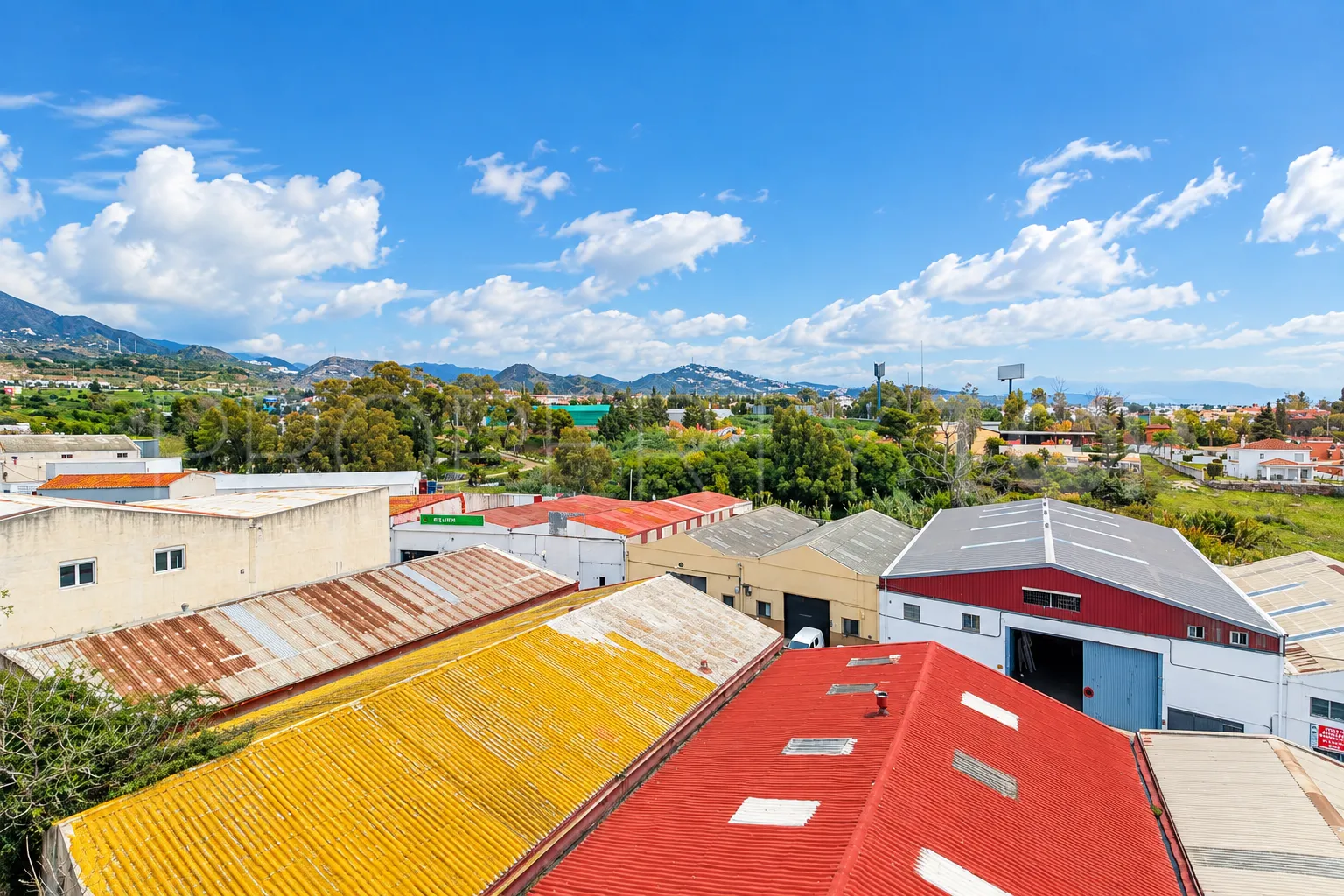 Nave en venta en Plaza de toros-La Ermita con 8 dormitorios