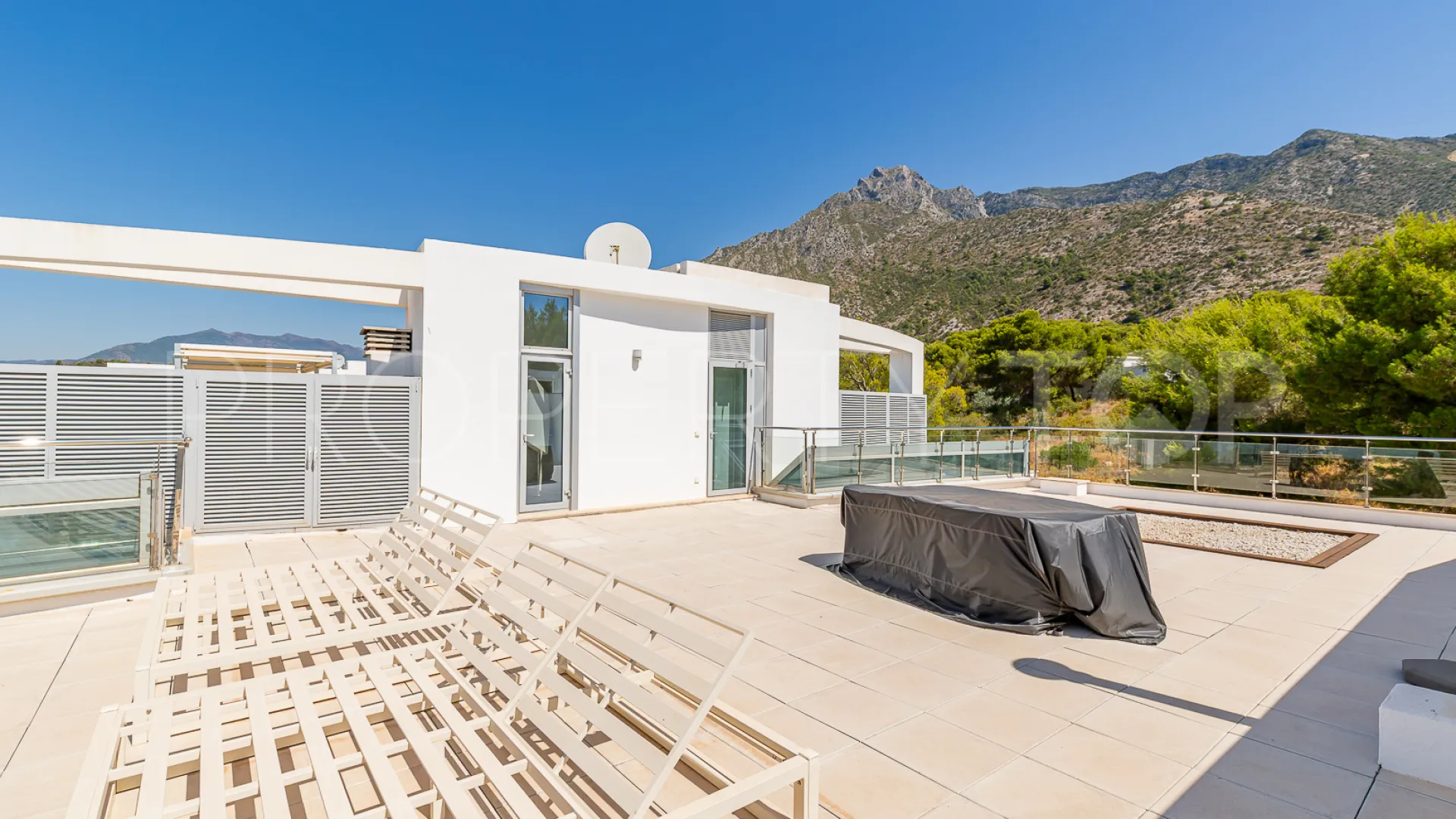 Sierra Blanca, villa pareada en venta
