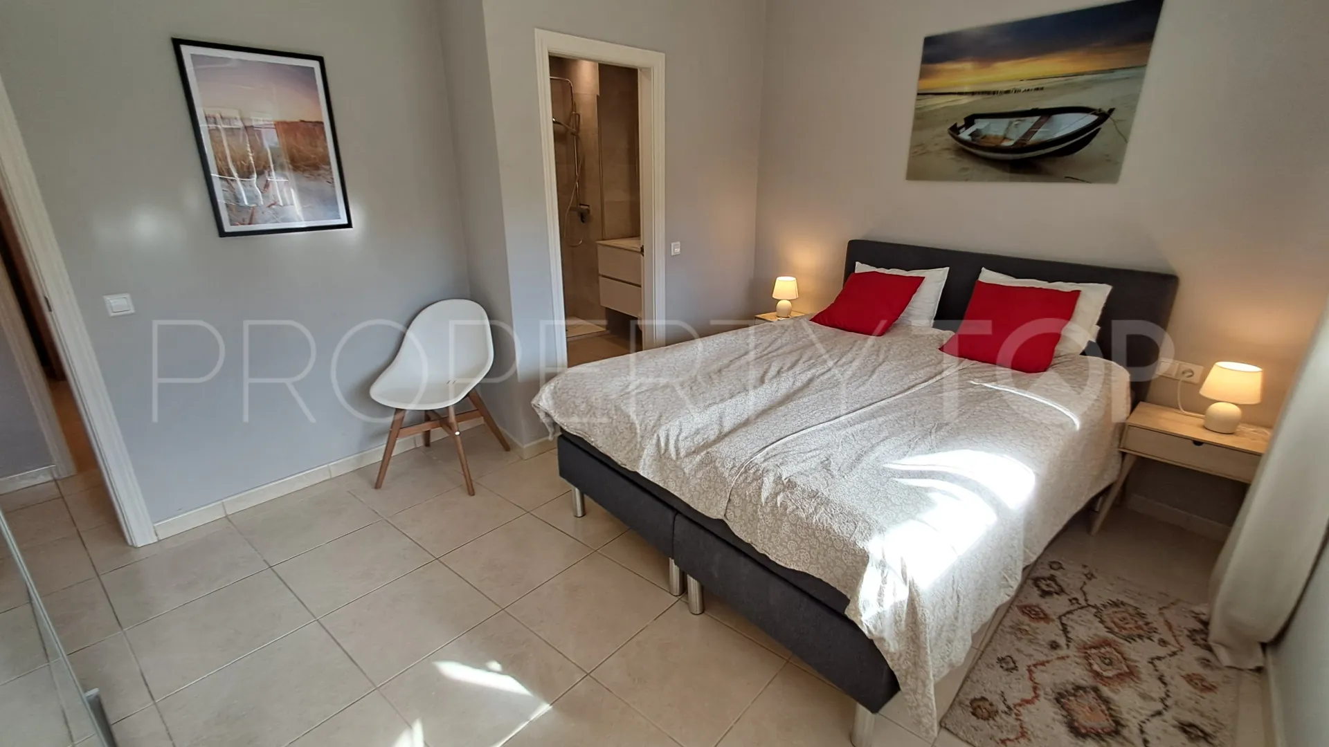 Apartamento a la venta de 2 dormitorios en Marbesa