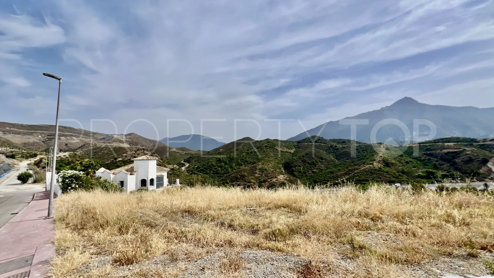 For sale Nueva Andalucia plot