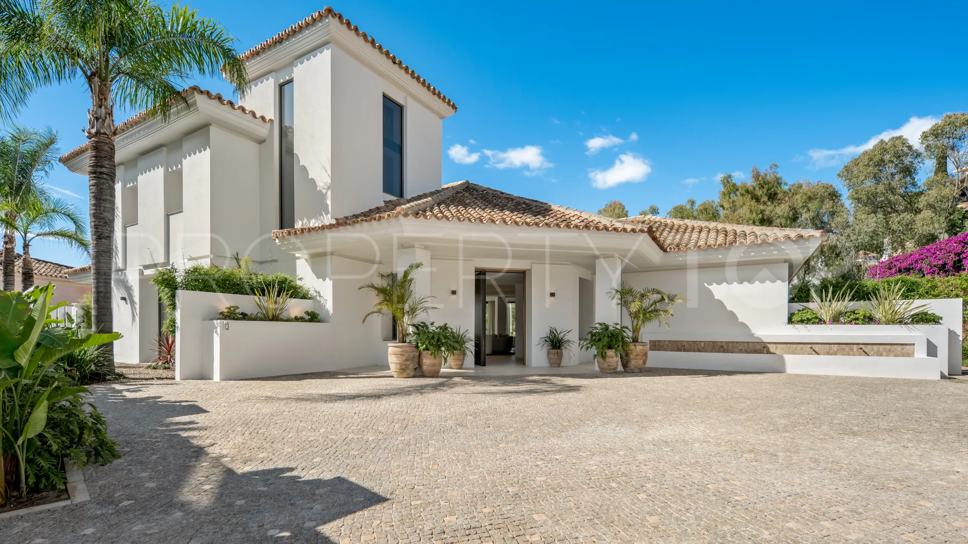 El Herrojo 6 bedrooms villa for sale