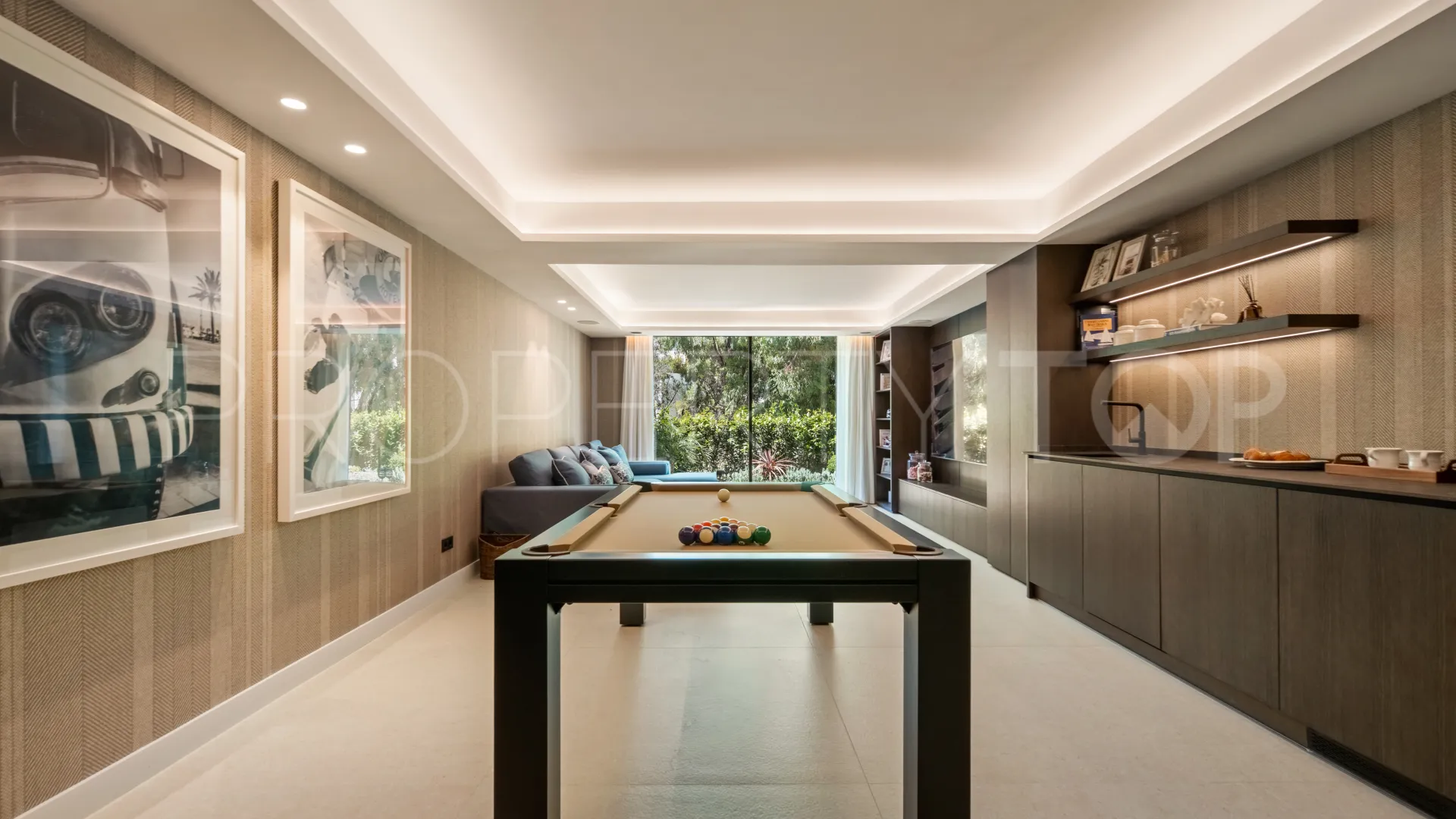 El Herrojo 6 bedrooms villa for sale