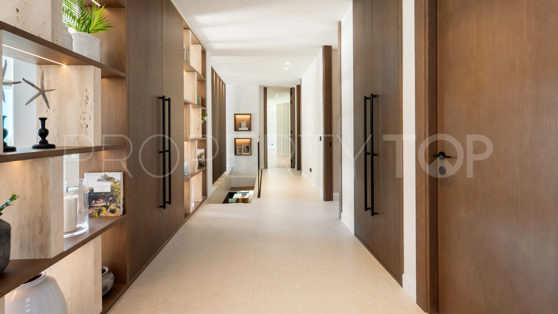 El Herrojo 6 bedrooms villa for sale