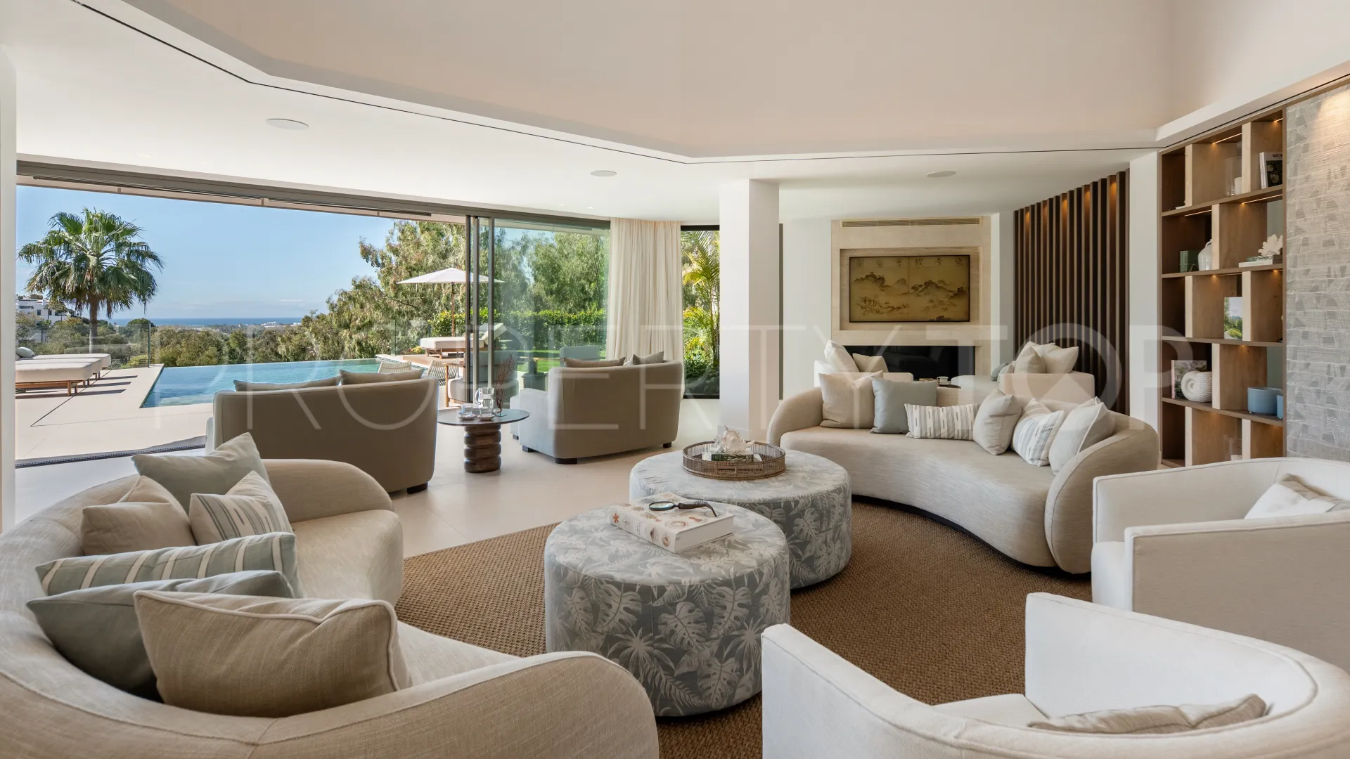 El Herrojo 6 bedrooms villa for sale