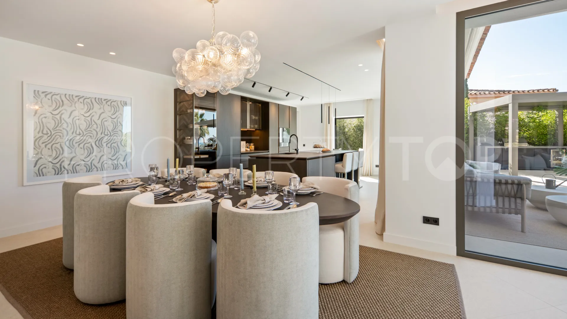 El Herrojo 6 bedrooms villa for sale