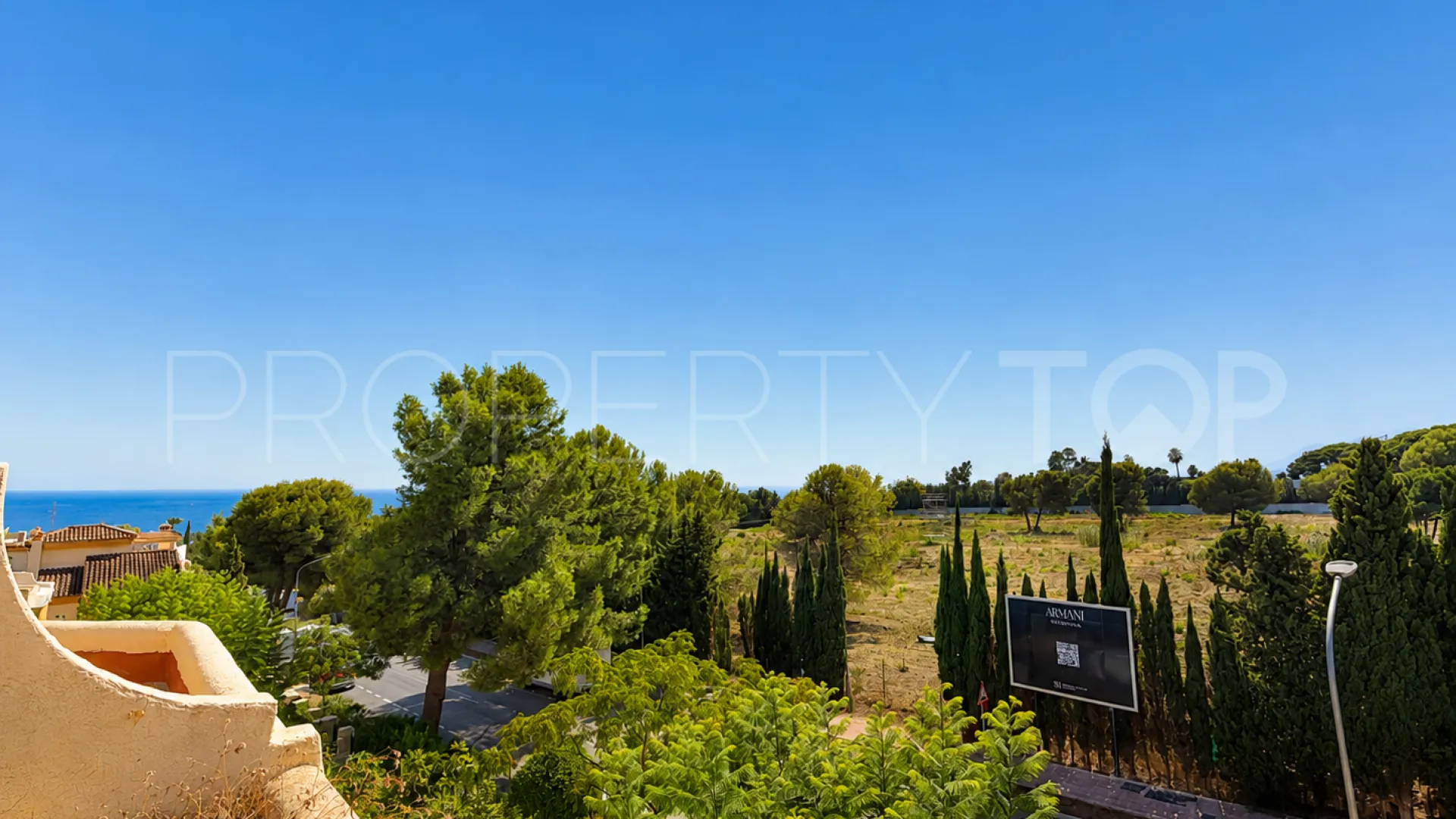 Corona de Nagüeles town house for sale