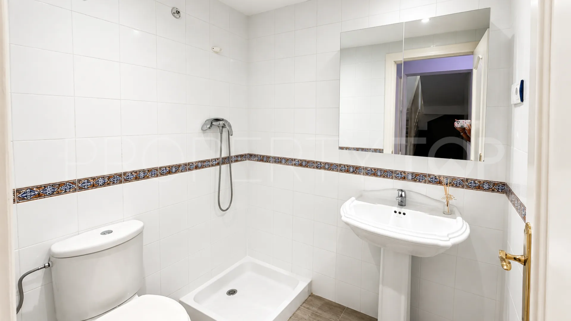 Corona de Nagüeles town house for sale