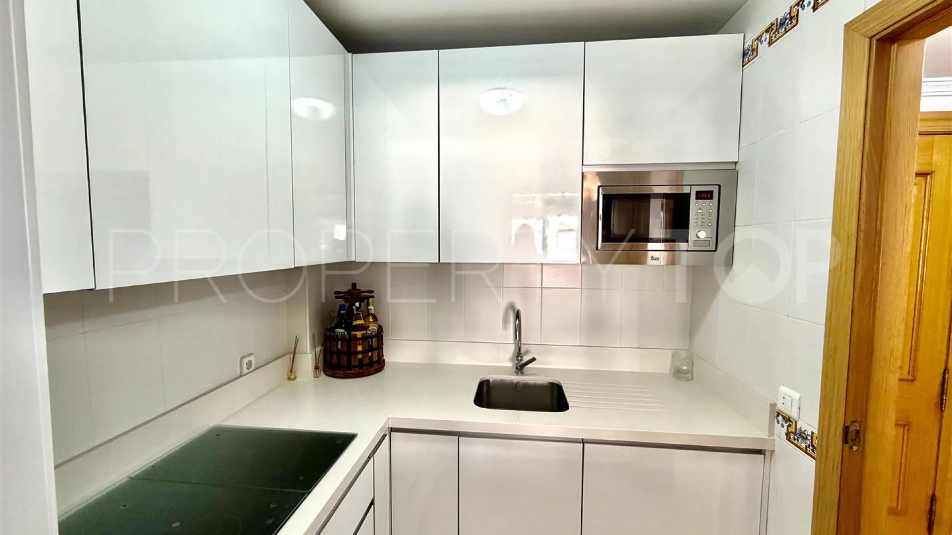 Se vende apartamento en Marbella Centro con 1 dormitorio