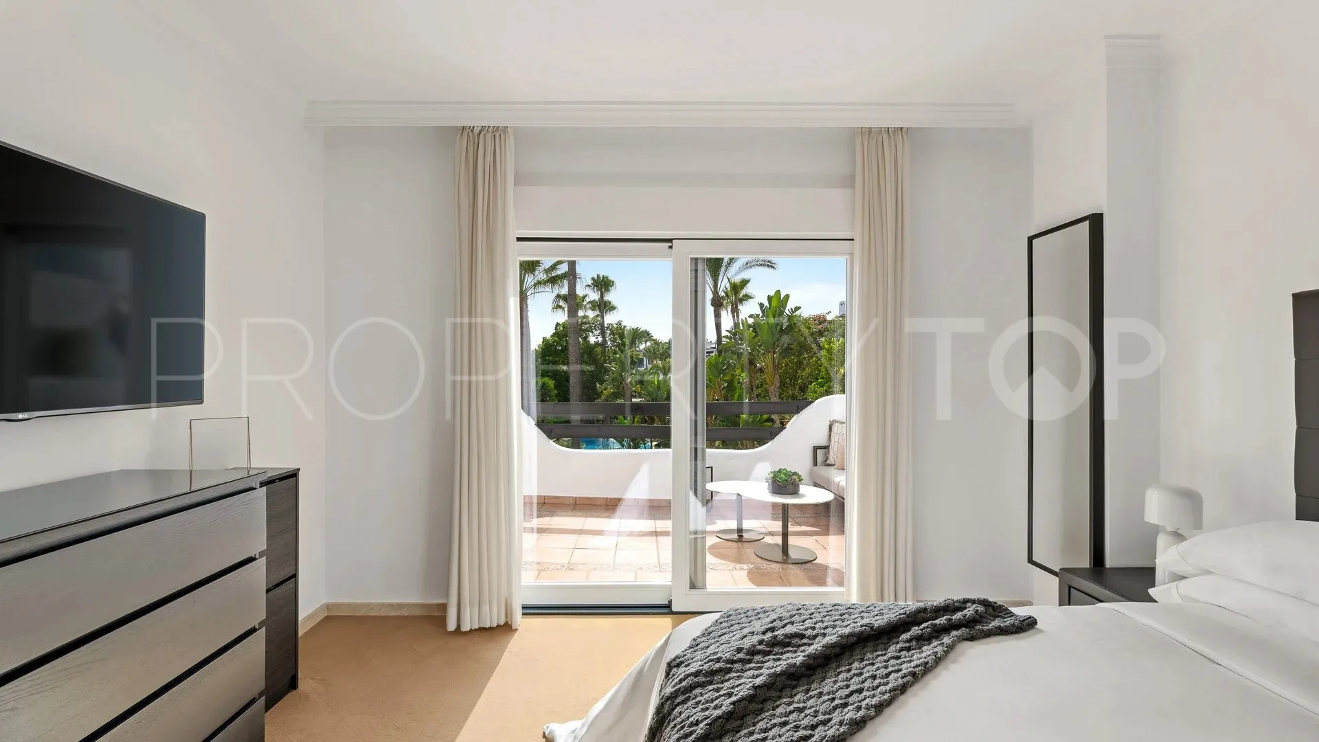 Town house for sale in La Meridiana
