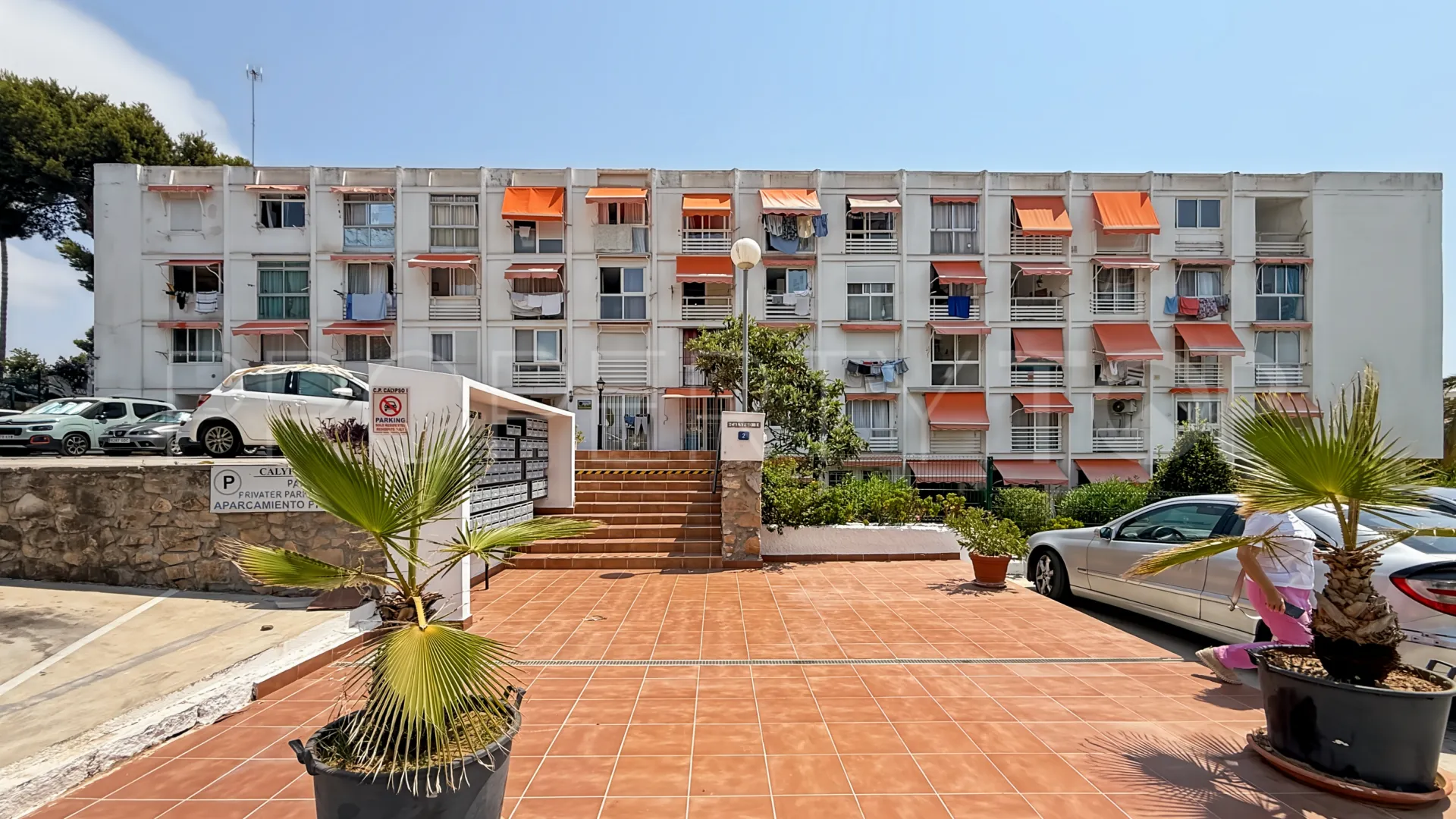 Buy studio in Calahonda
