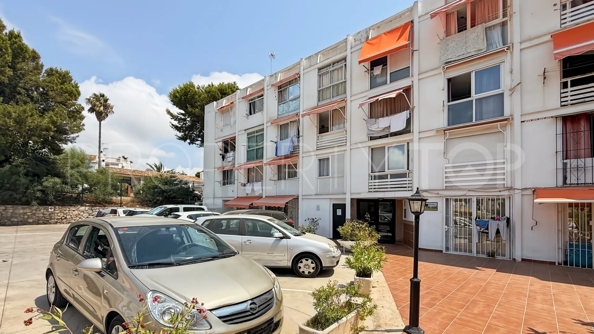 Buy studio in Calahonda