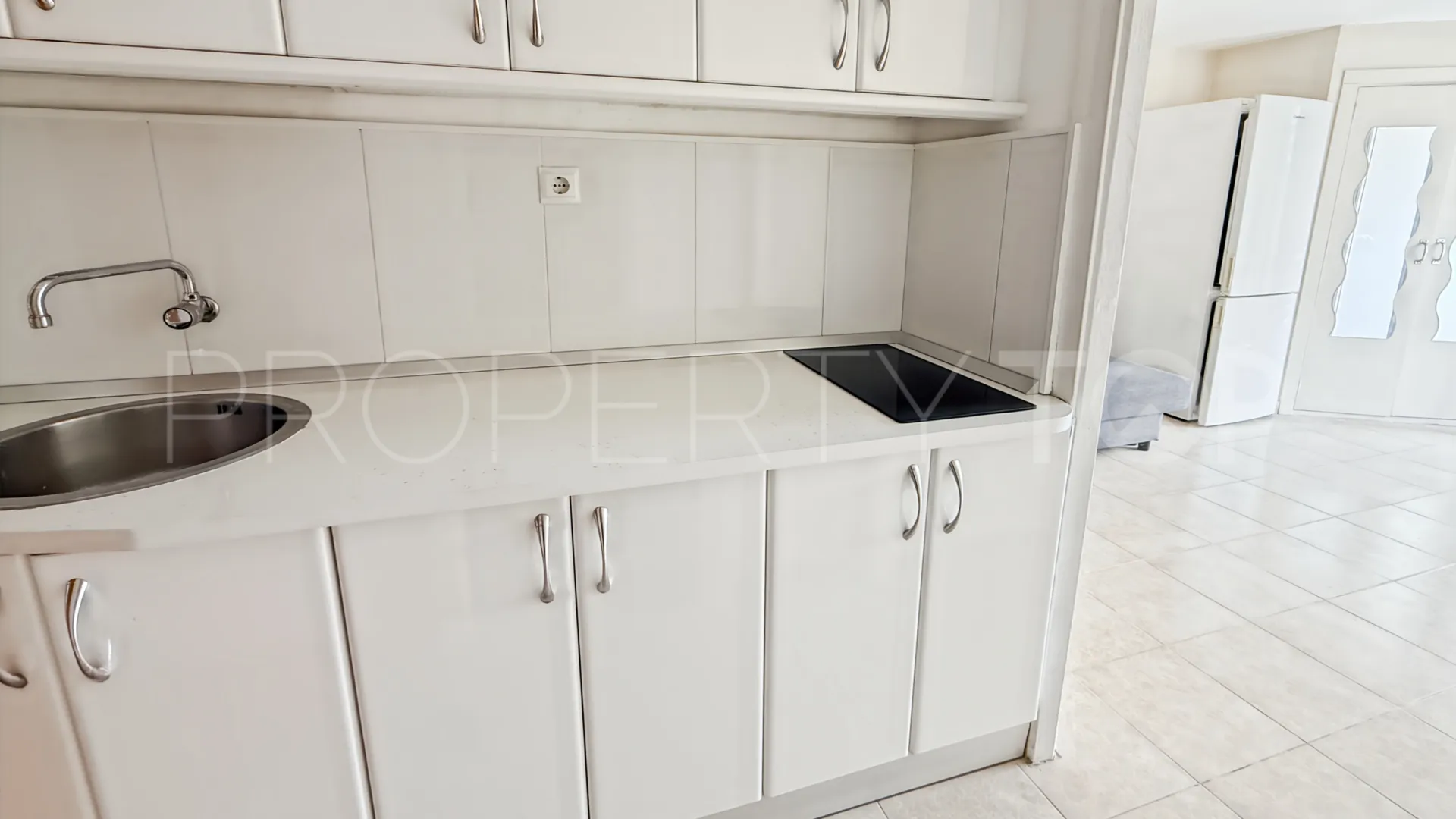 Buy studio in Calahonda