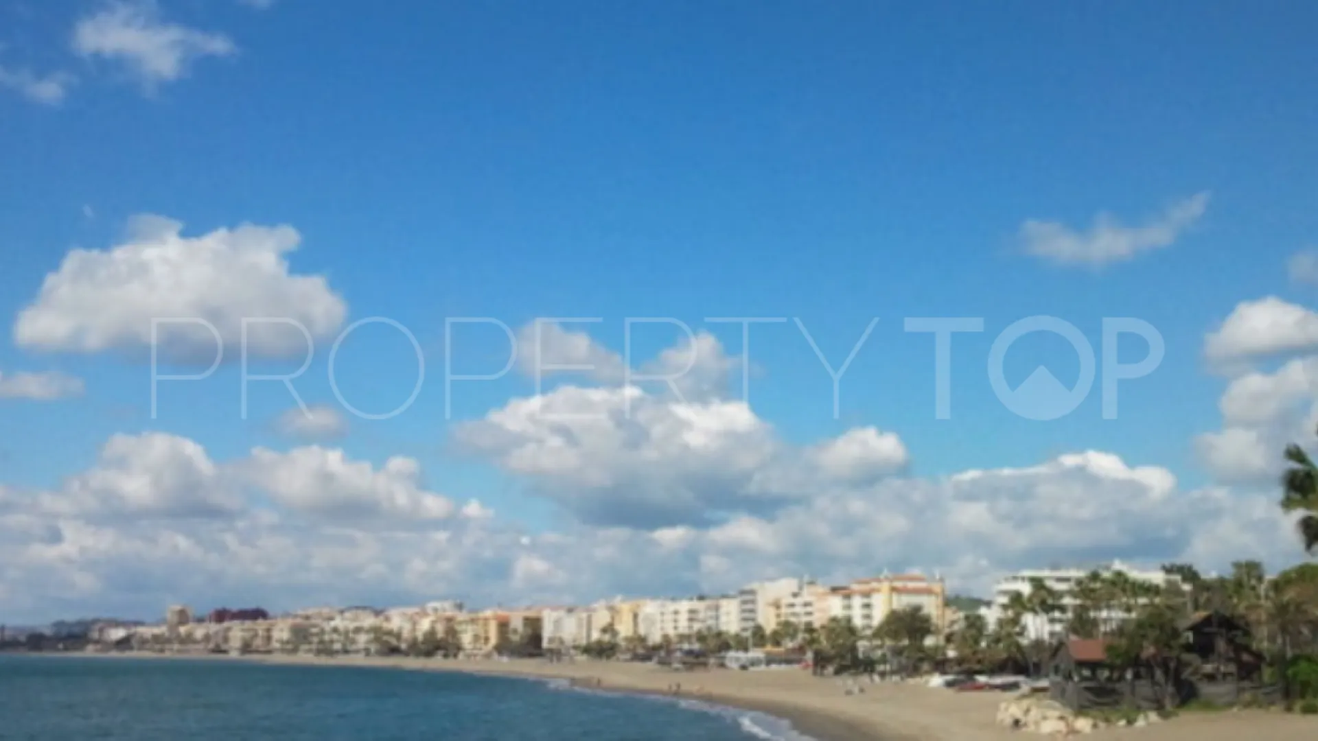 Estepona Golf, apartamento en venta con 2 dormitorios