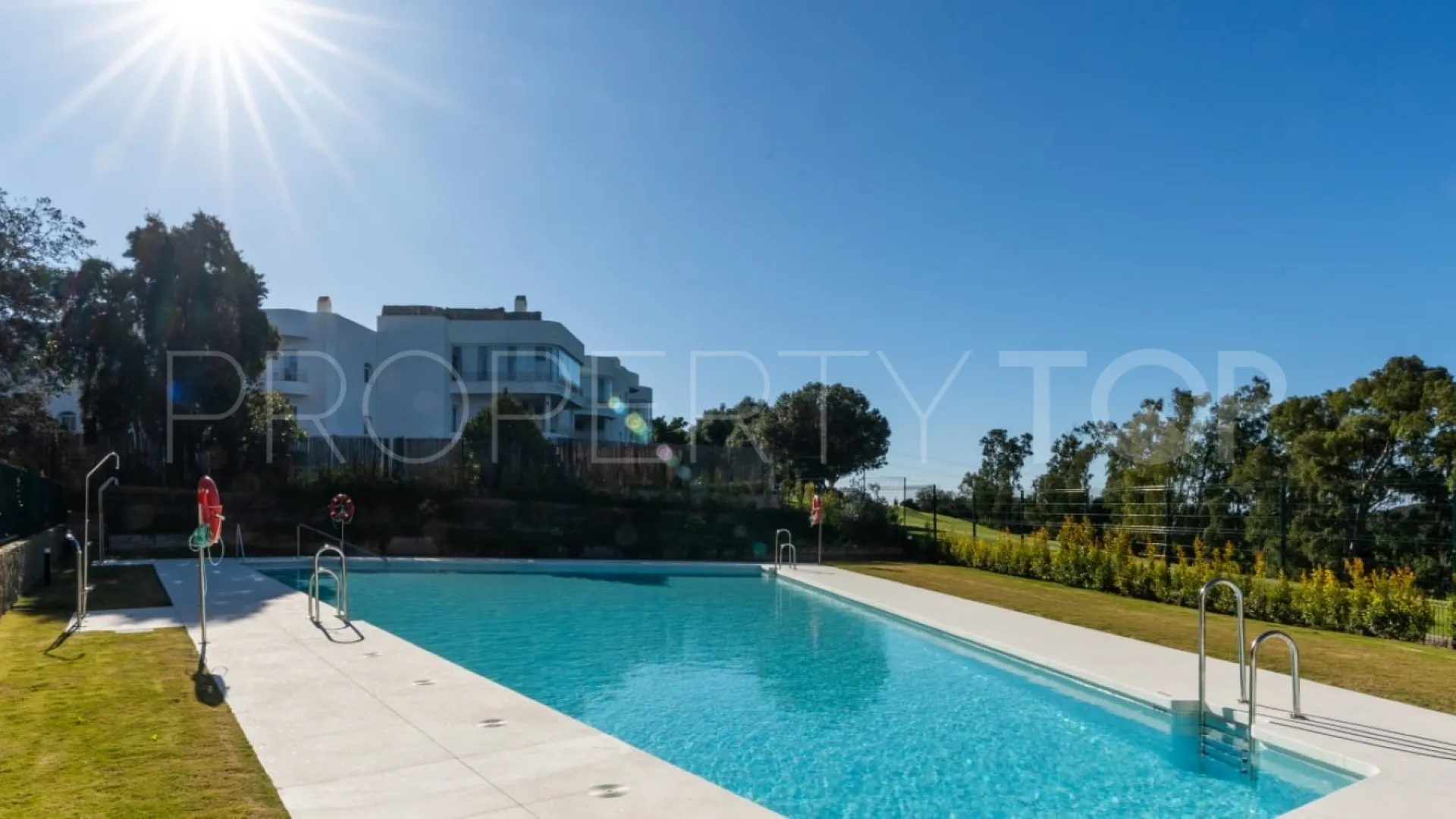 Estepona Golf, apartamento en venta con 2 dormitorios
