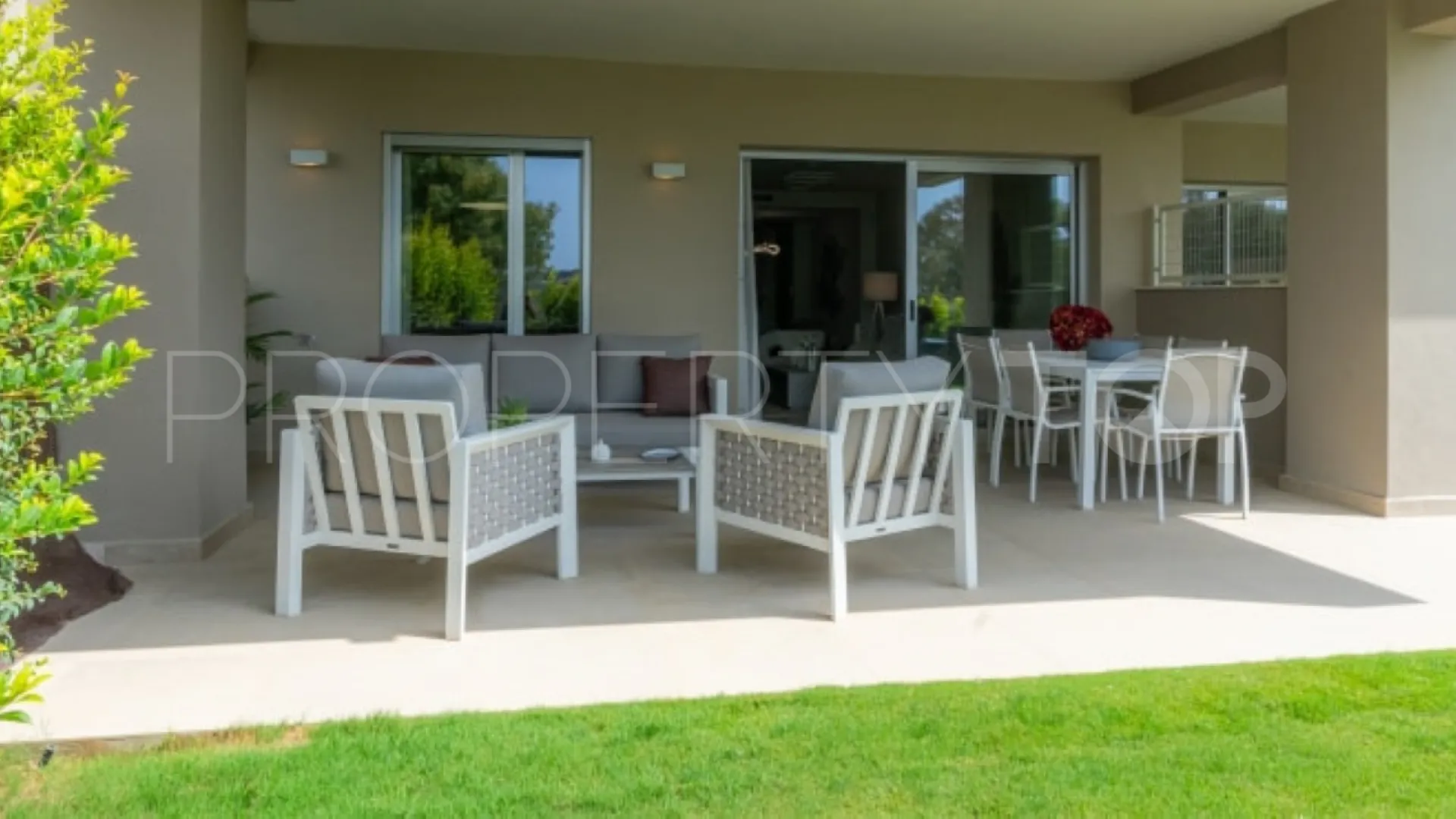 Estepona Golf, apartamento en venta con 2 dormitorios
