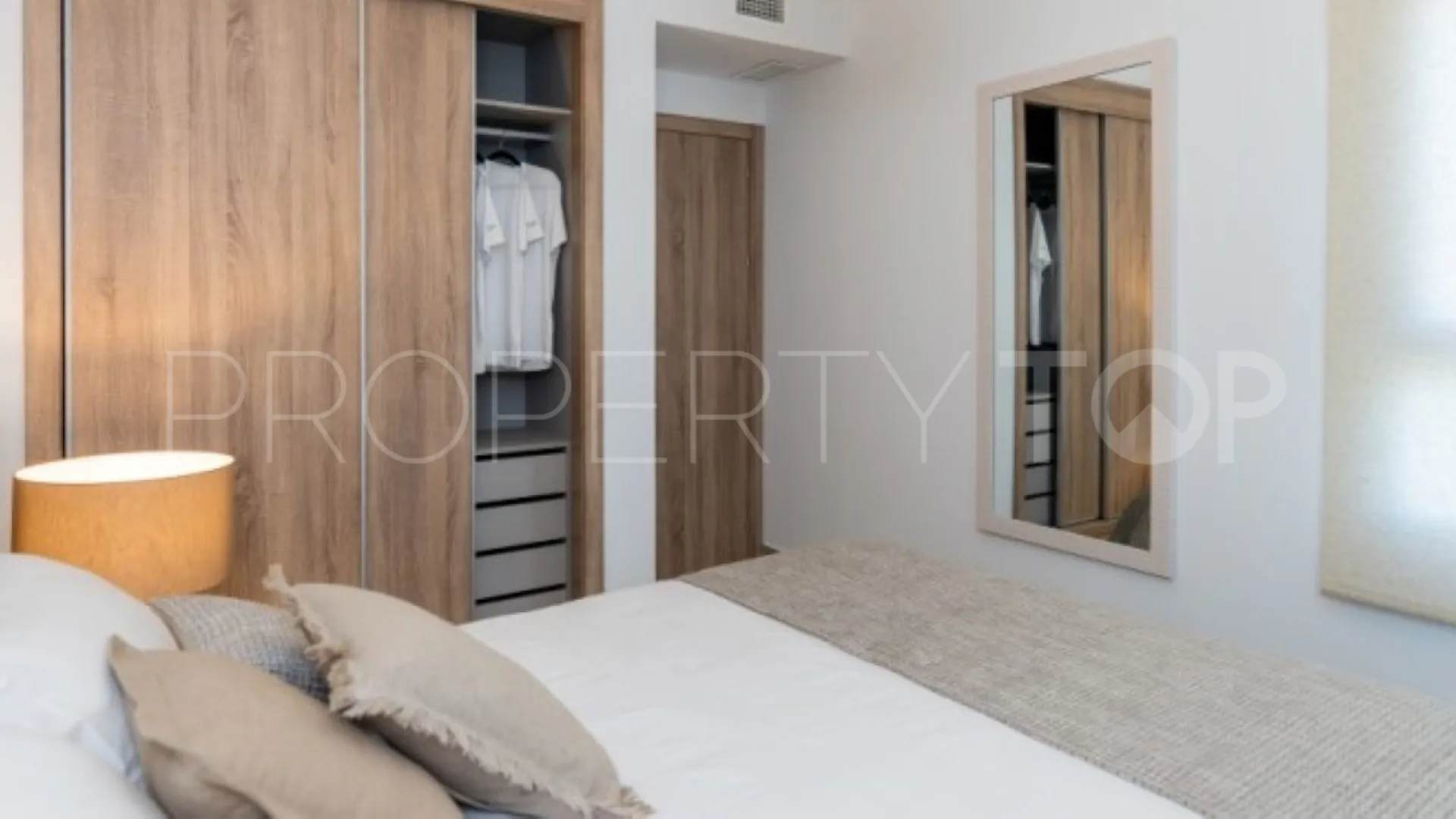 Estepona Golf, apartamento en venta con 2 dormitorios