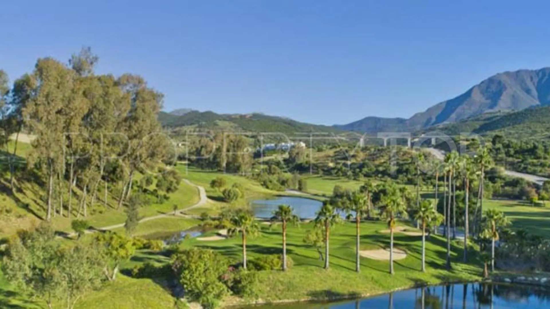 Estepona Golf, apartamento en venta con 2 dormitorios