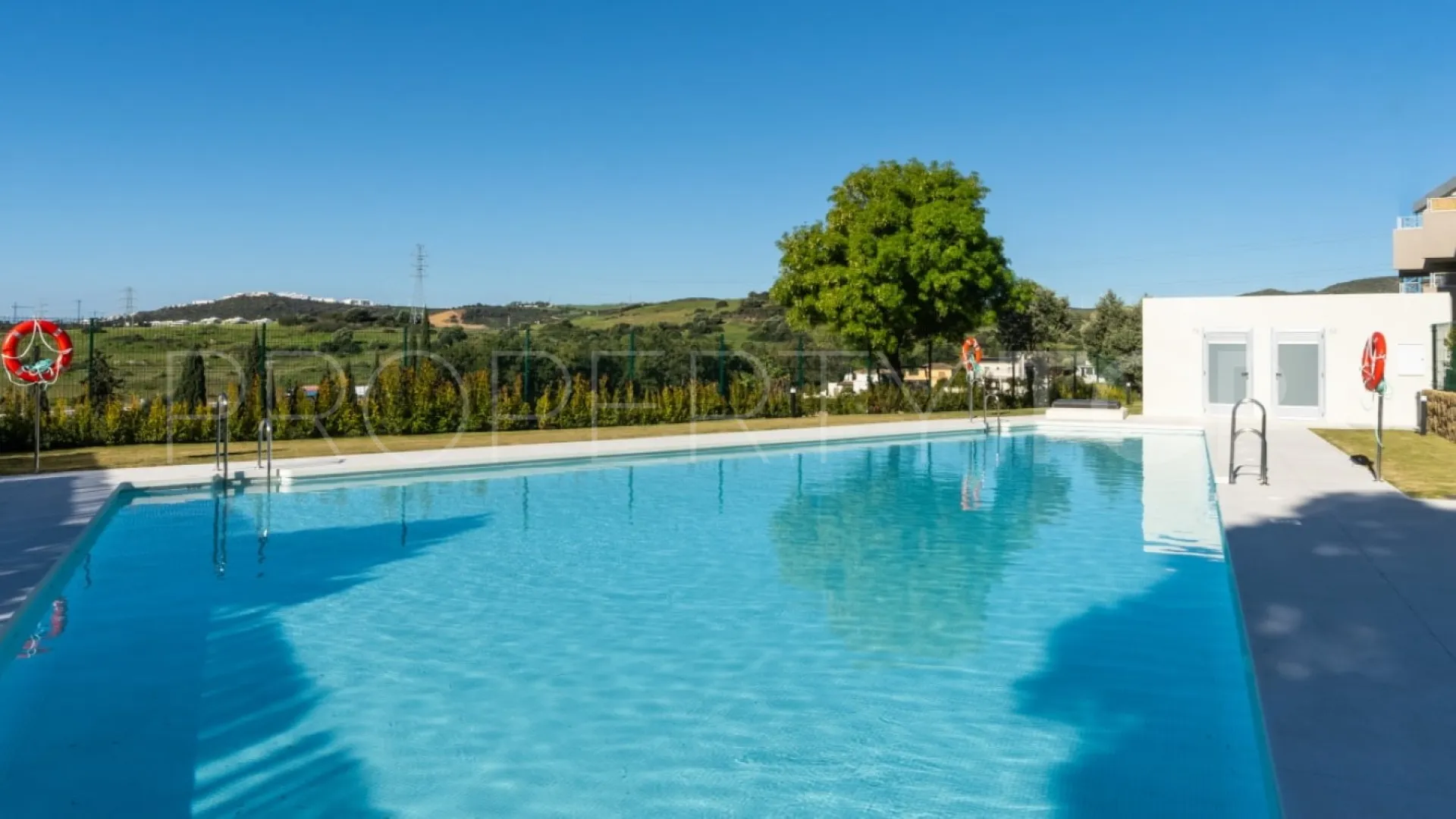 Estepona Golf, apartamento en venta con 2 dormitorios