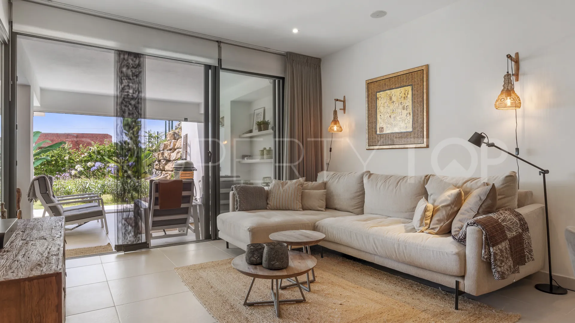 Se vende apartamento planta baja en Estepona Golf