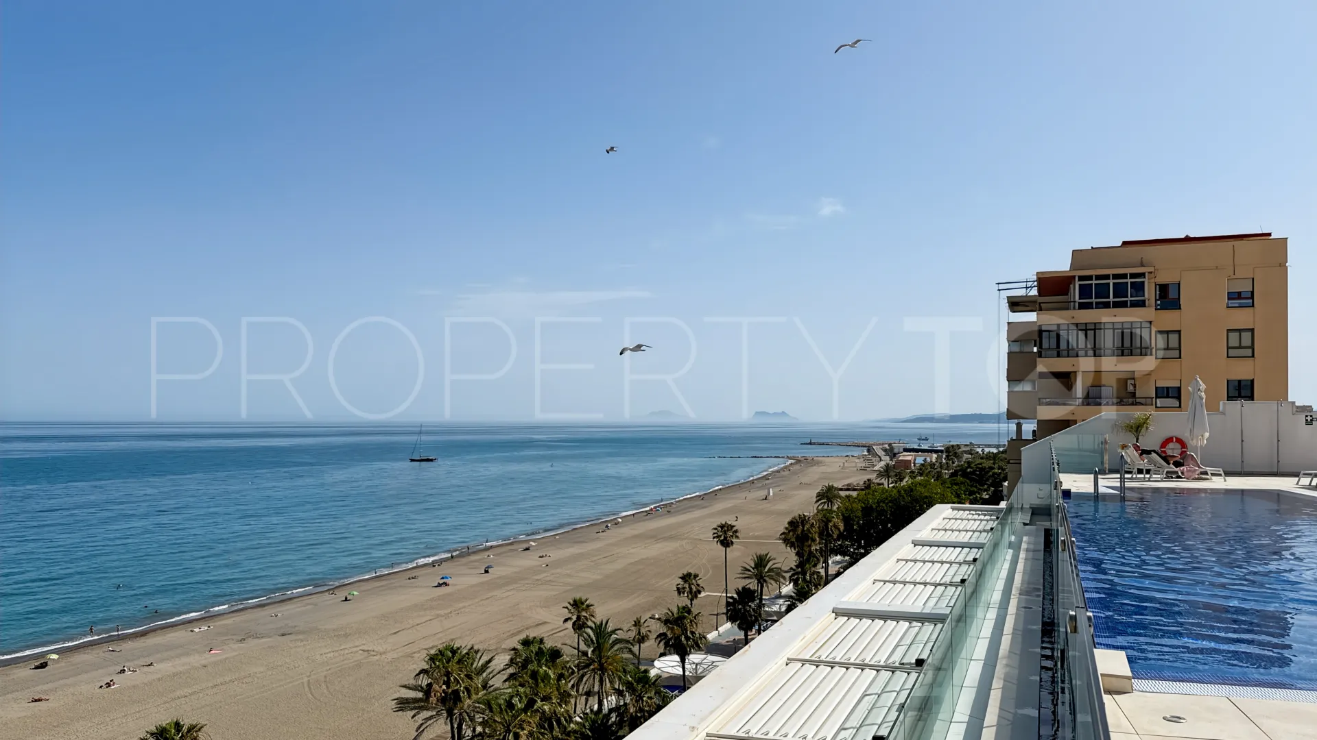 Apartment for sale in Estepona Puerto