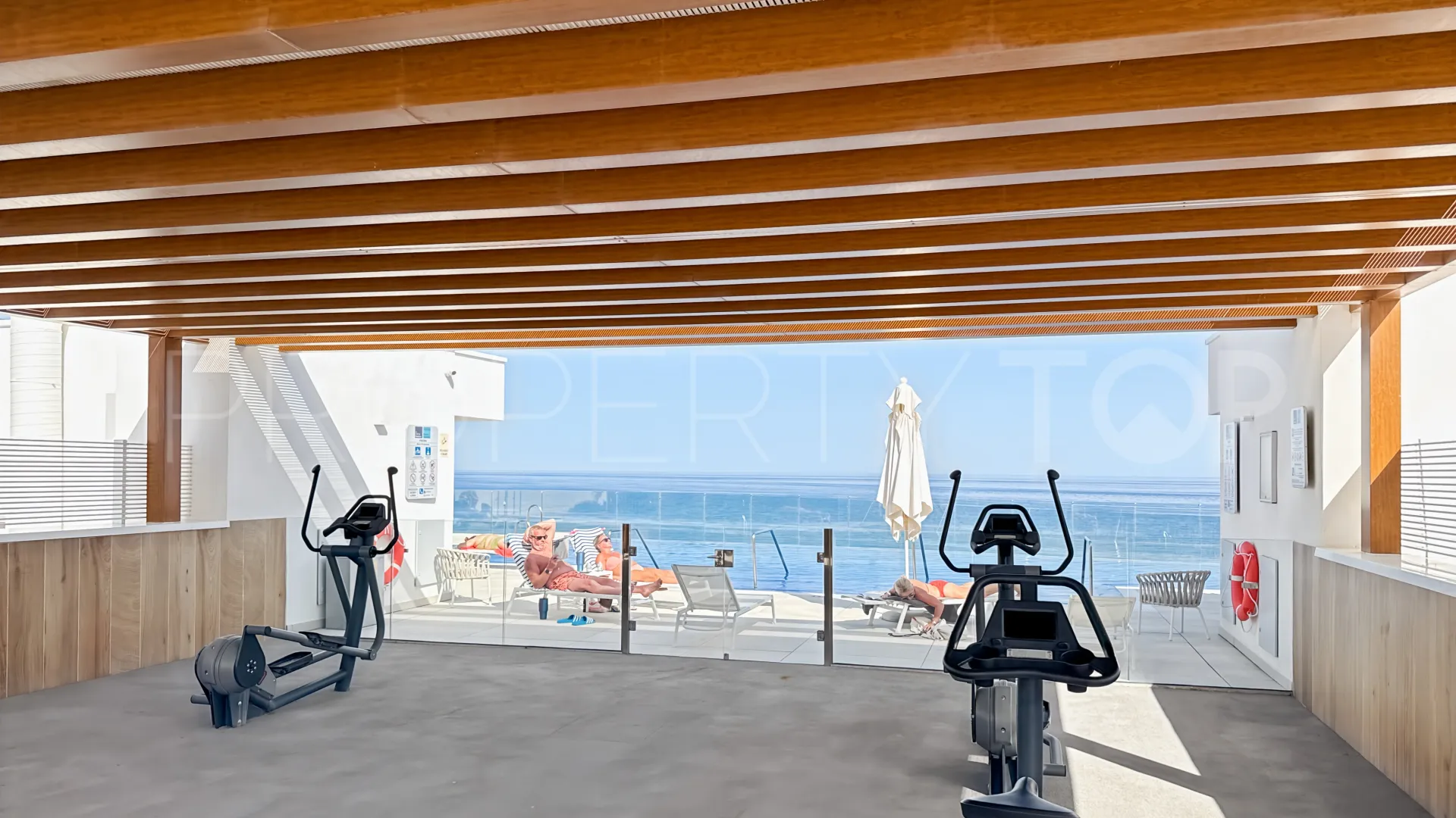Apartment for sale in Estepona Puerto
