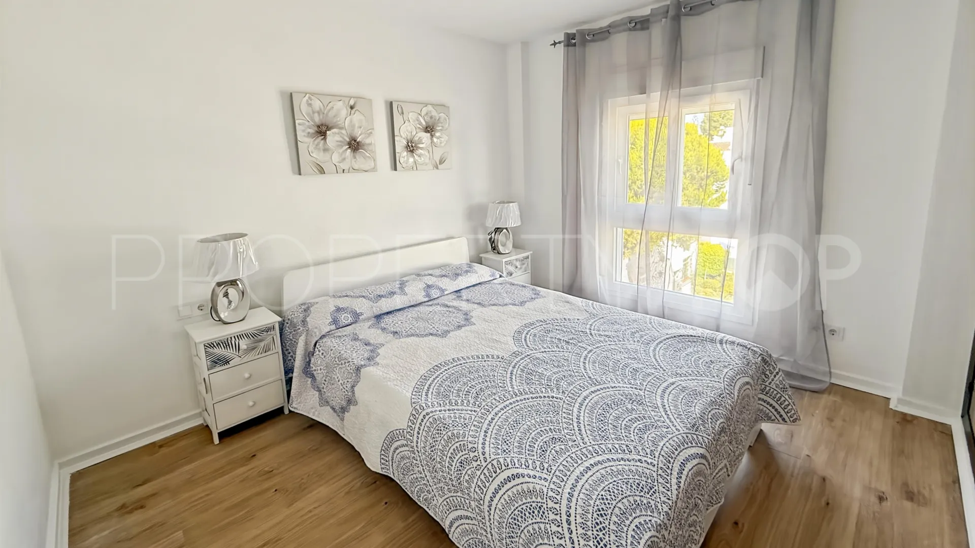 Se vende atico duplex en Elviria de 3 dormitorios