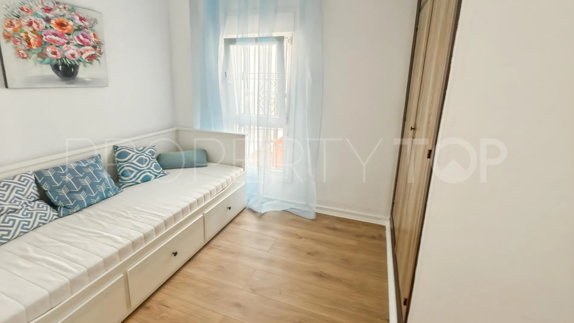 Se vende atico duplex en Elviria de 3 dormitorios