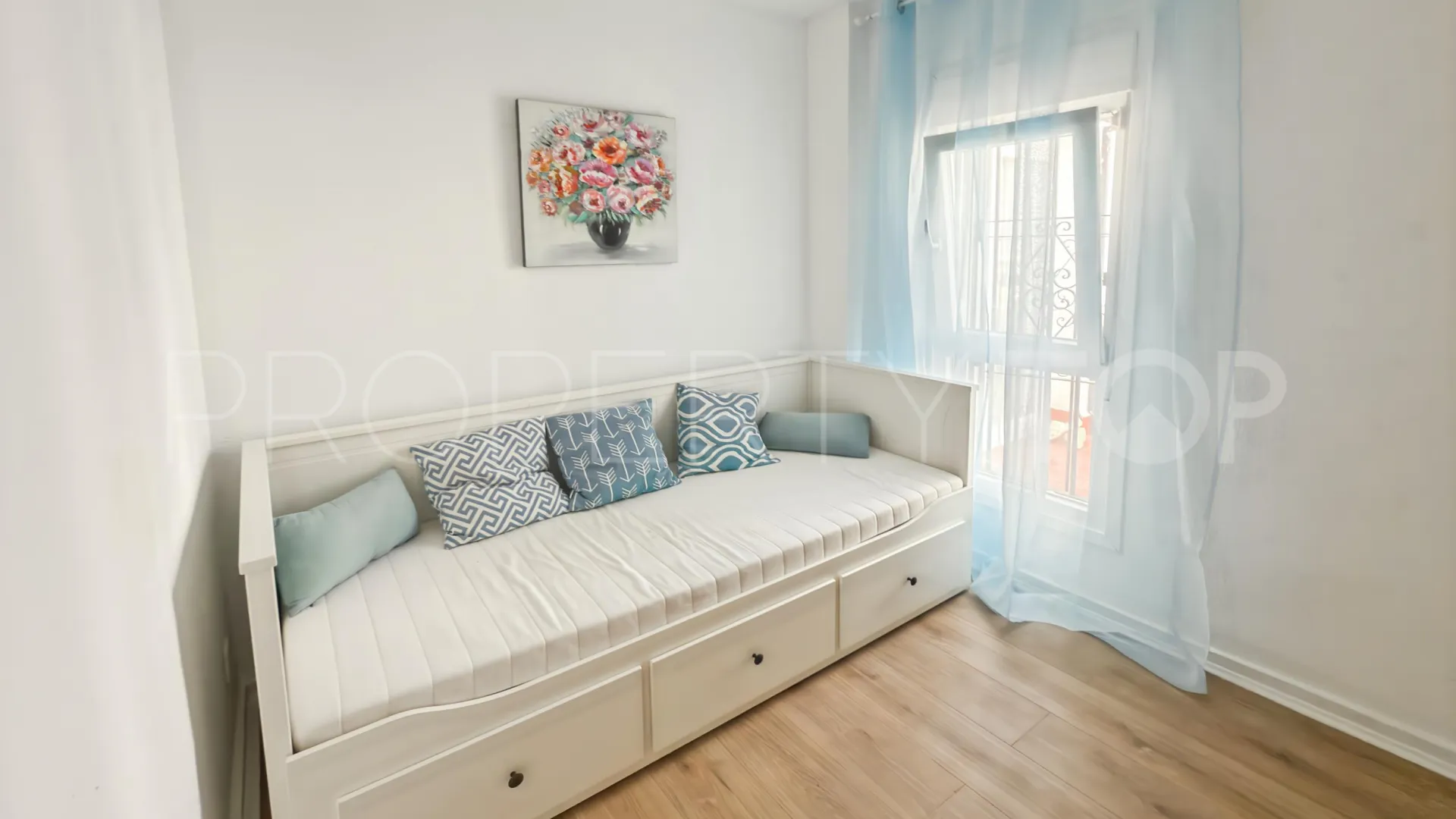 Se vende atico duplex en Elviria de 3 dormitorios