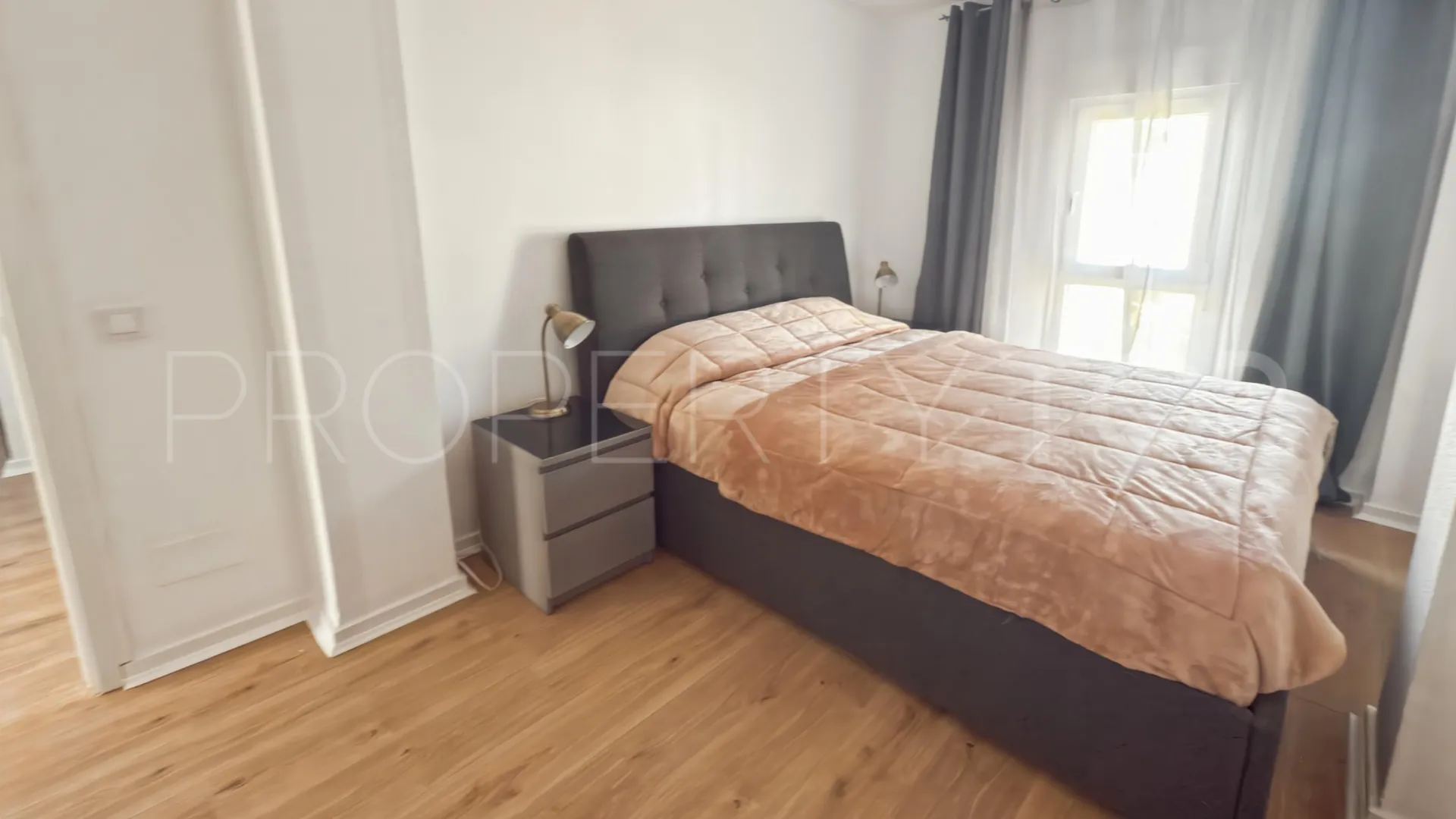 Se vende atico duplex en Elviria de 3 dormitorios