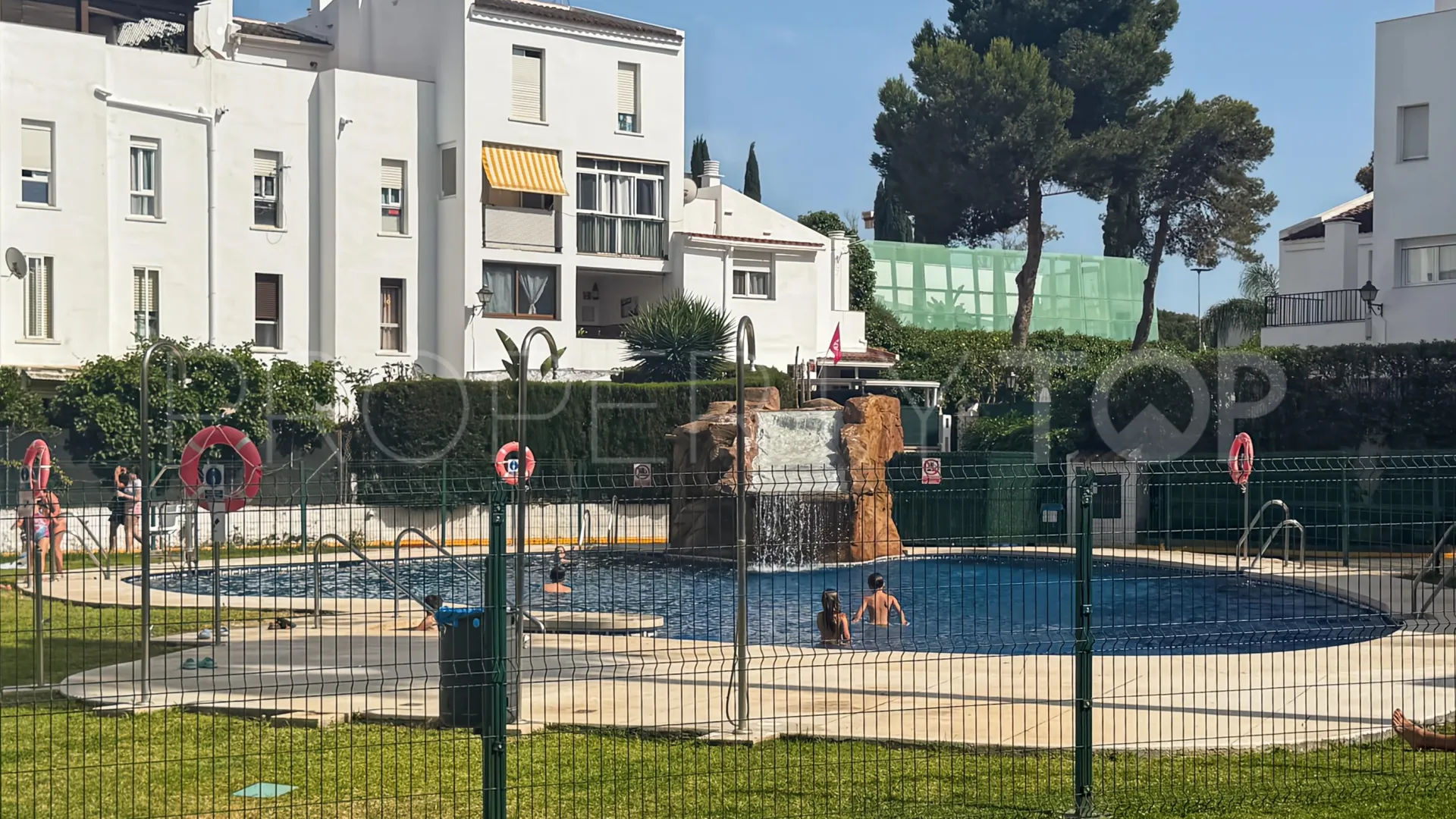 Se vende atico duplex en Elviria de 3 dormitorios