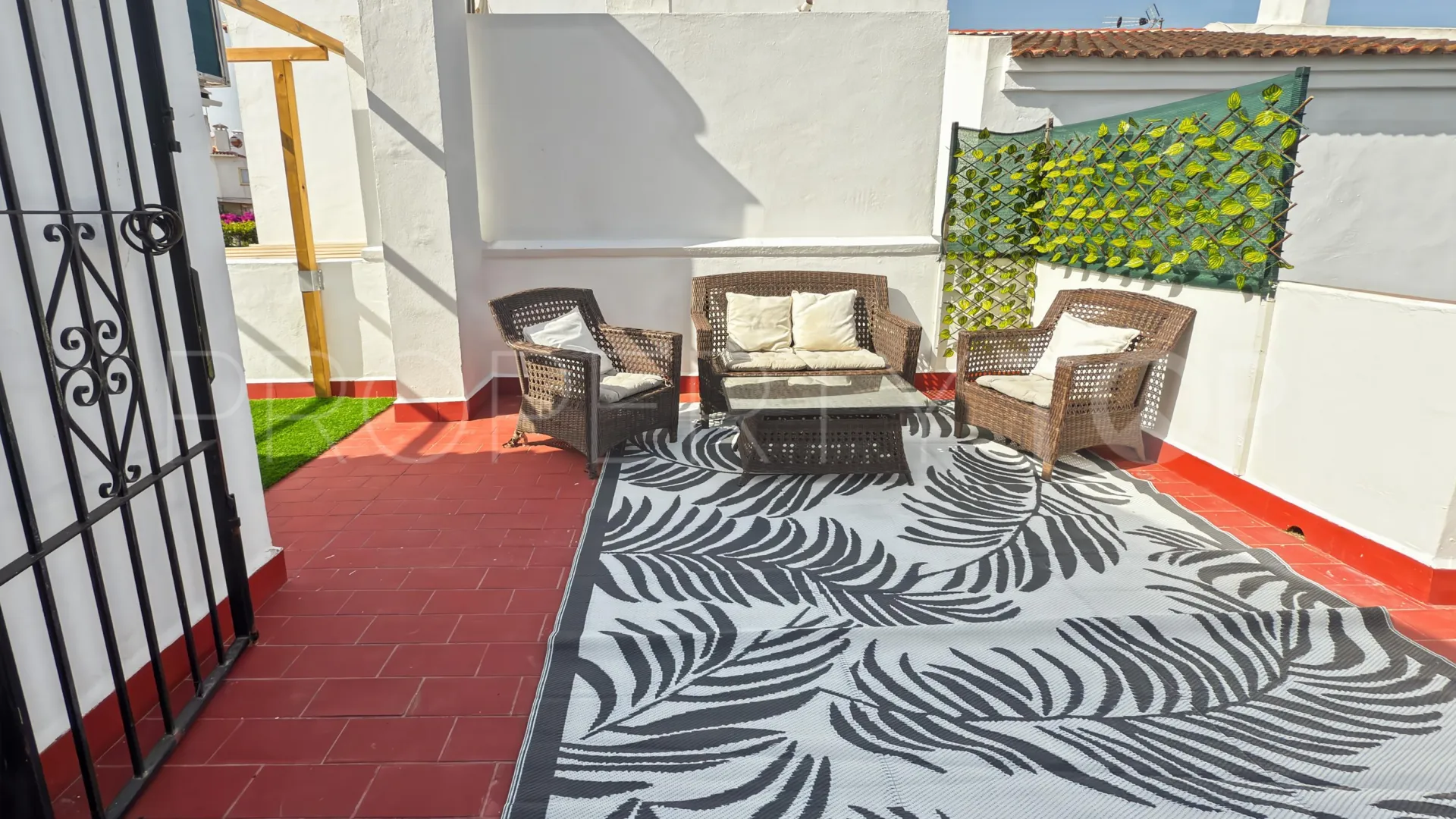 Se vende atico duplex en Elviria de 3 dormitorios