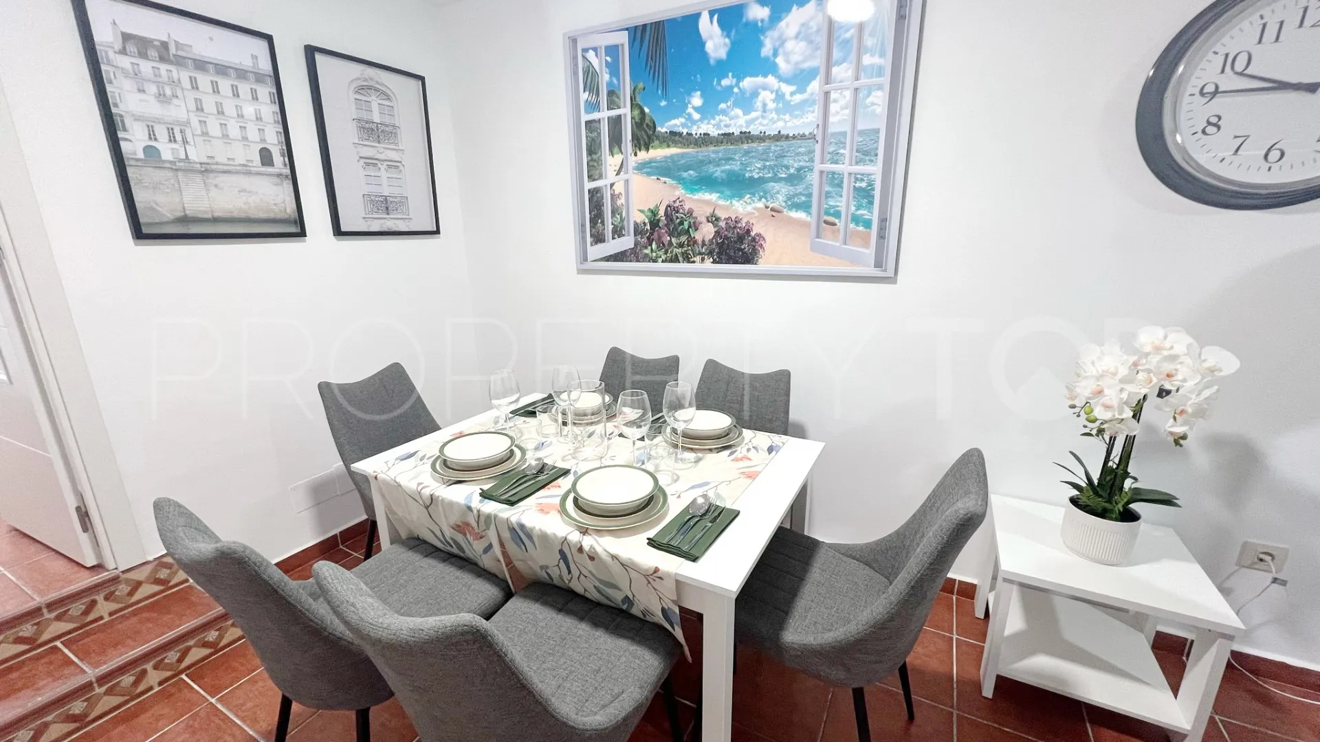 4 bedrooms apartment in Marbella City for sale