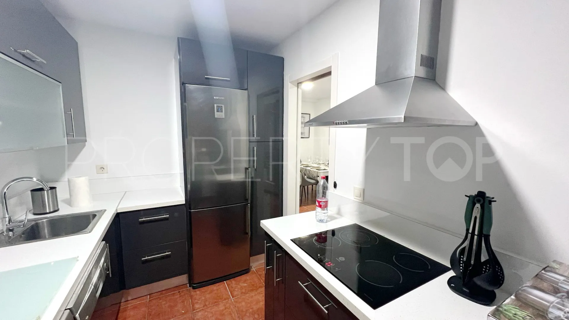 4 bedrooms apartment in Marbella City for sale