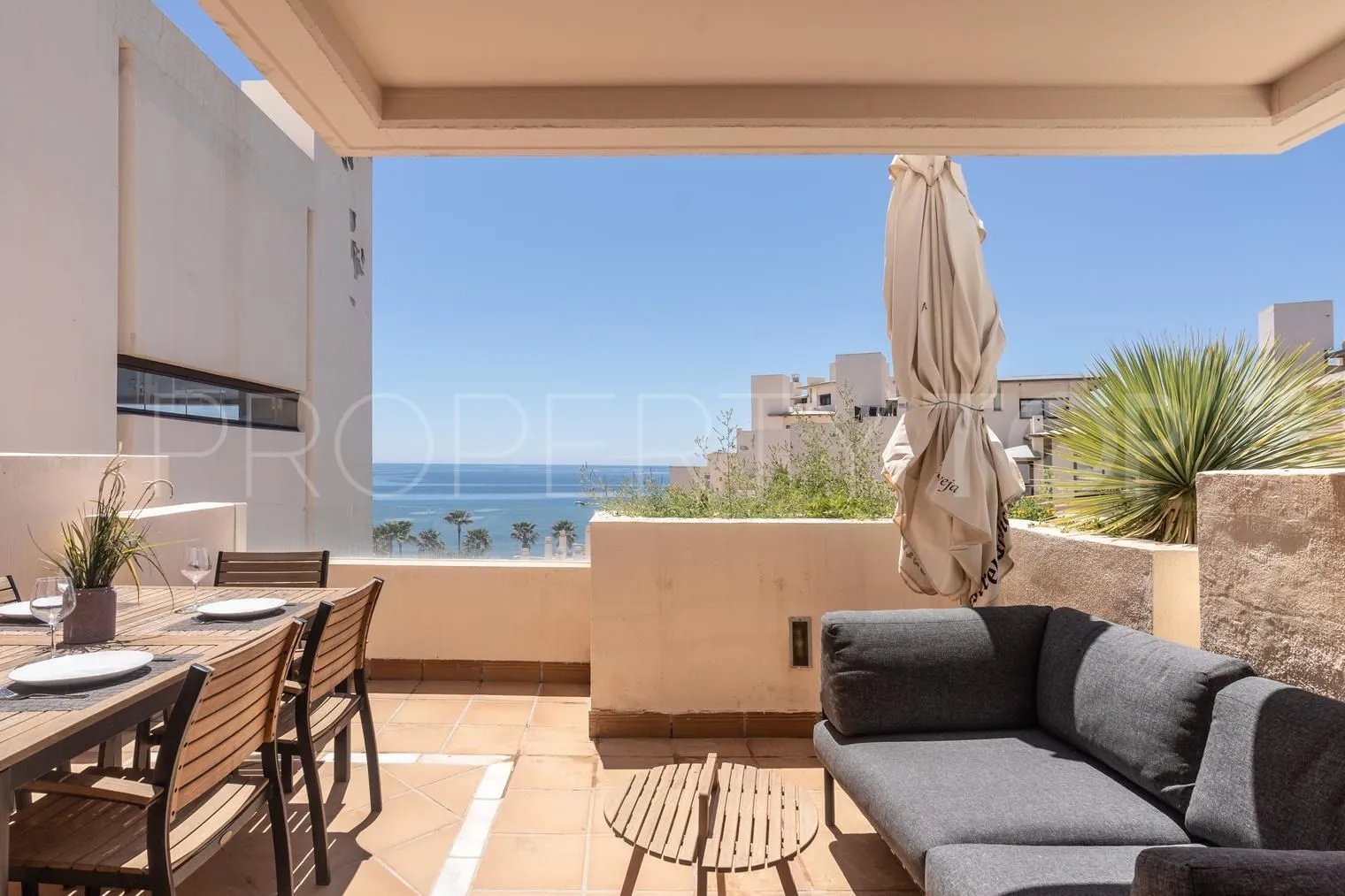 Duplex penthouse with 2 bedrooms for sale in Bahia de la Plata