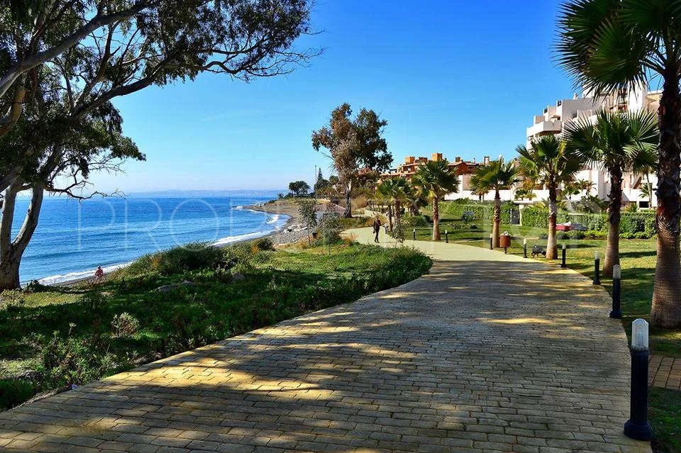 Duplex penthouse with 2 bedrooms for sale in Bahia de la Plata