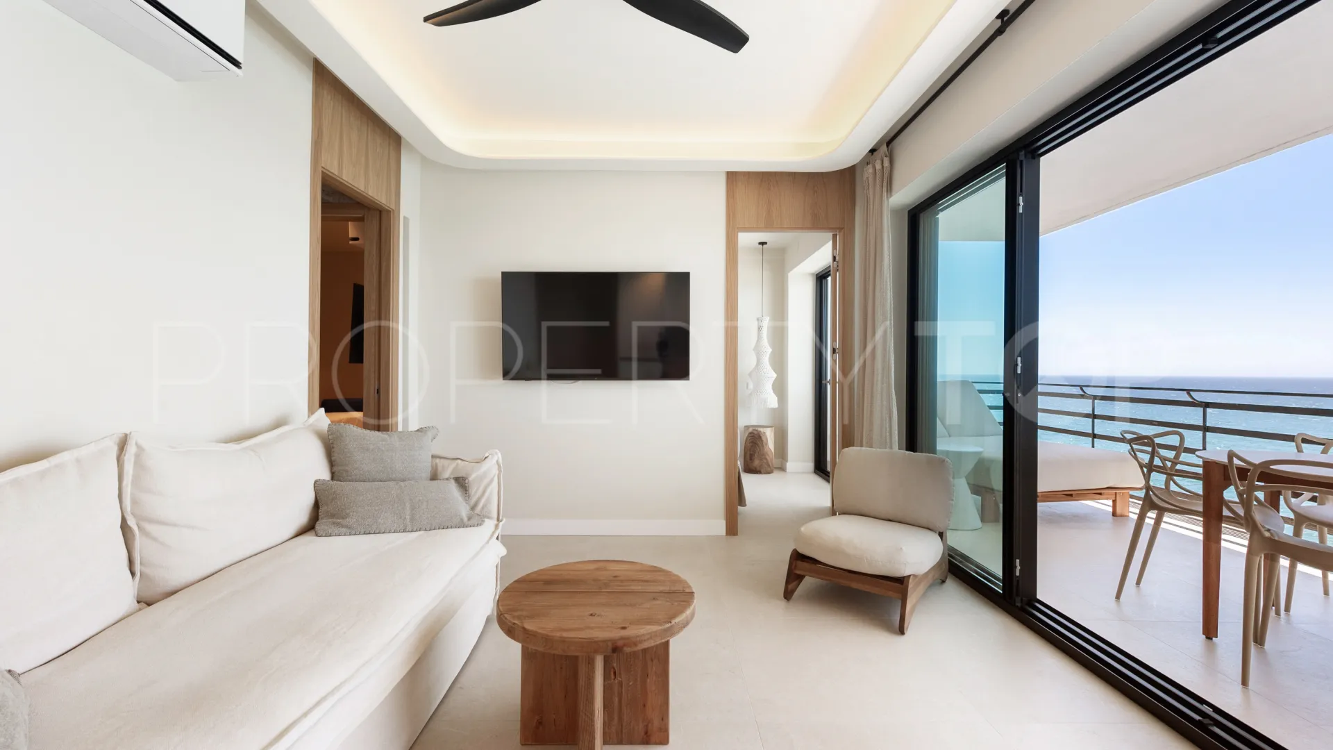 Apartamento con 2 dormitorios en venta en Marbella Centro